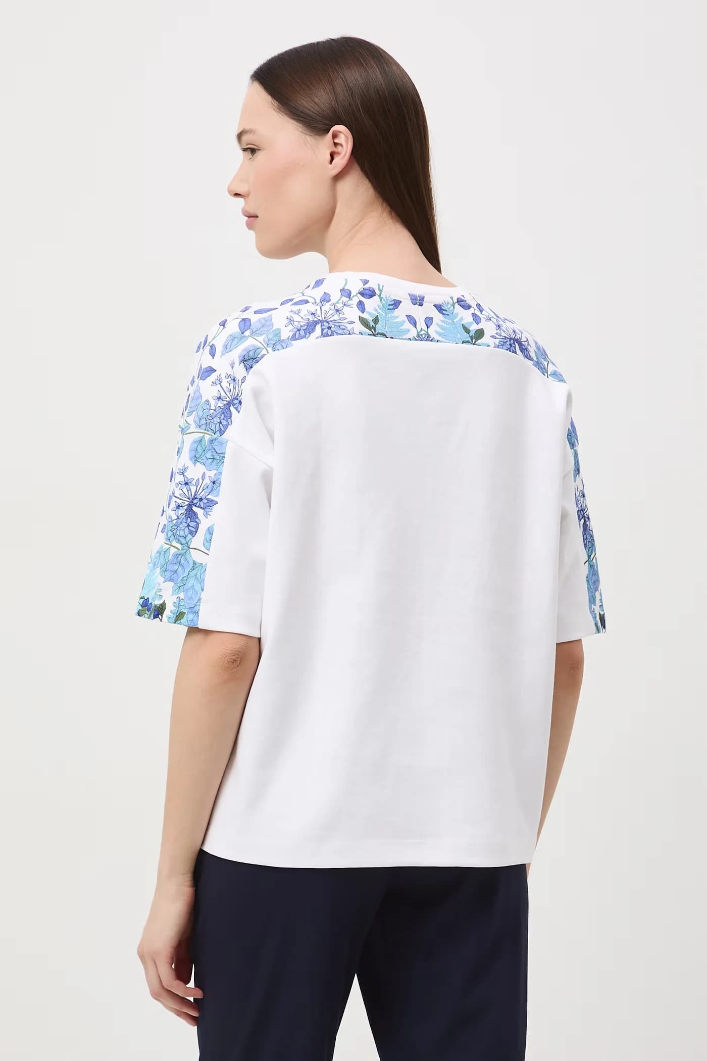 Женская хлопковая футболка оверсайз - фото 4