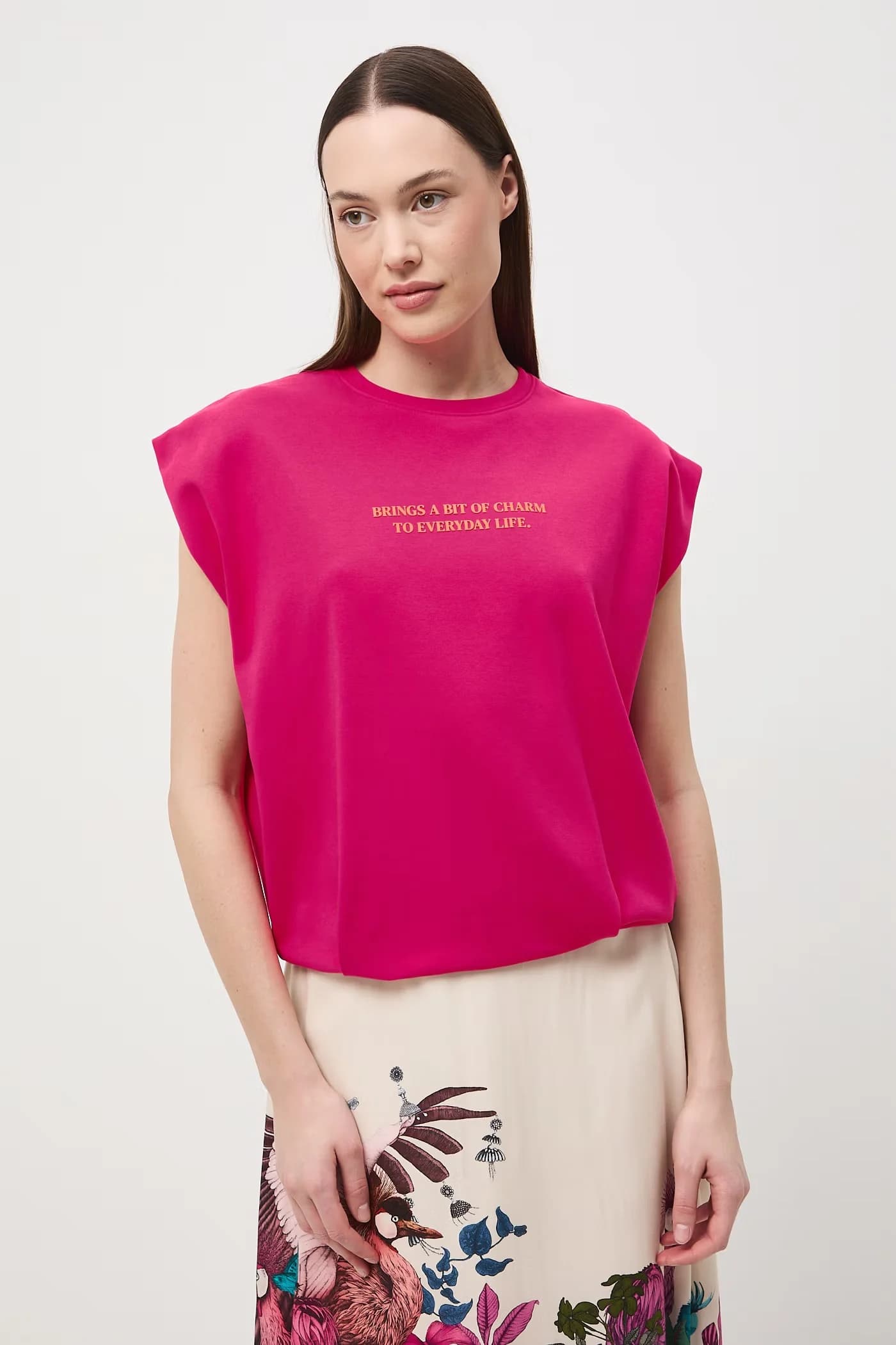 Женская футболка оверсайз из хлопка с эластаном