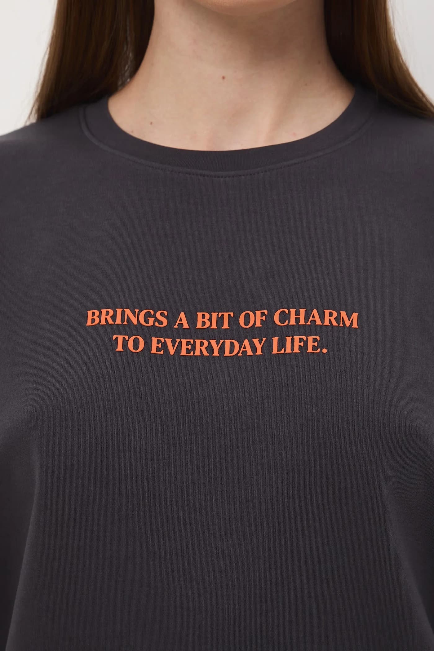 Женская футболка оверсайз из хлопка с эластаном - фото 6