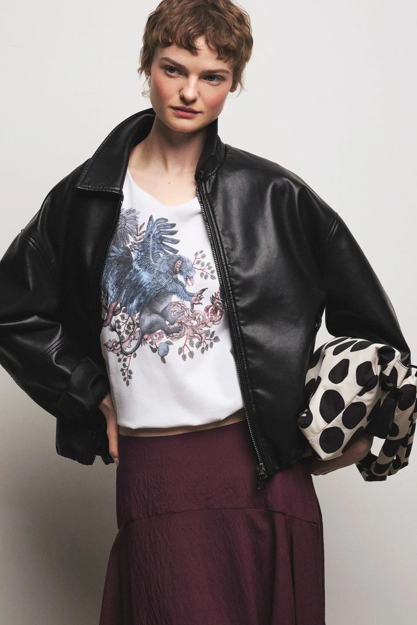 Женская хлопковая футболка оверсайз