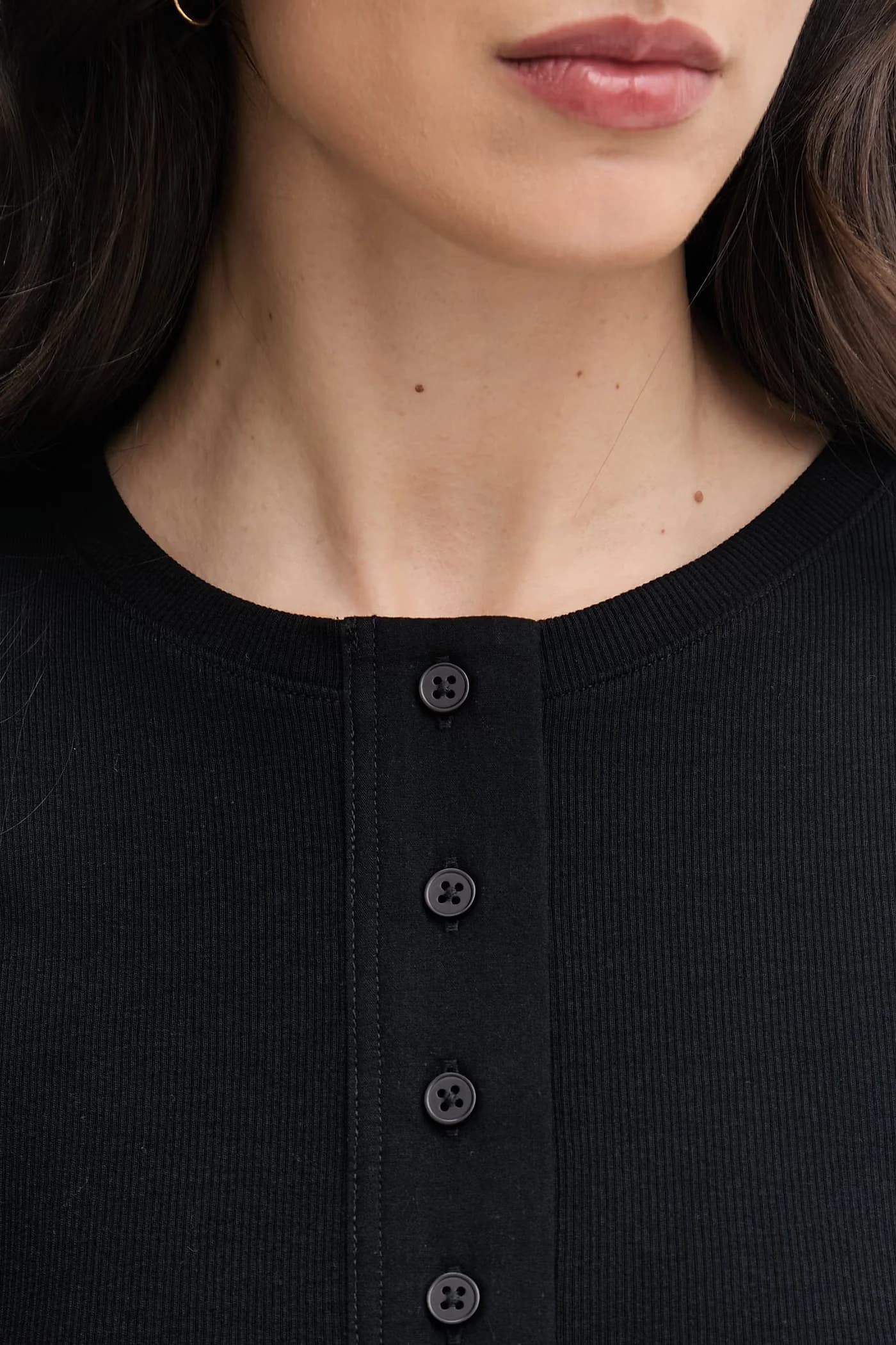 Женская хлопковая футболка с эластаном - фото 5