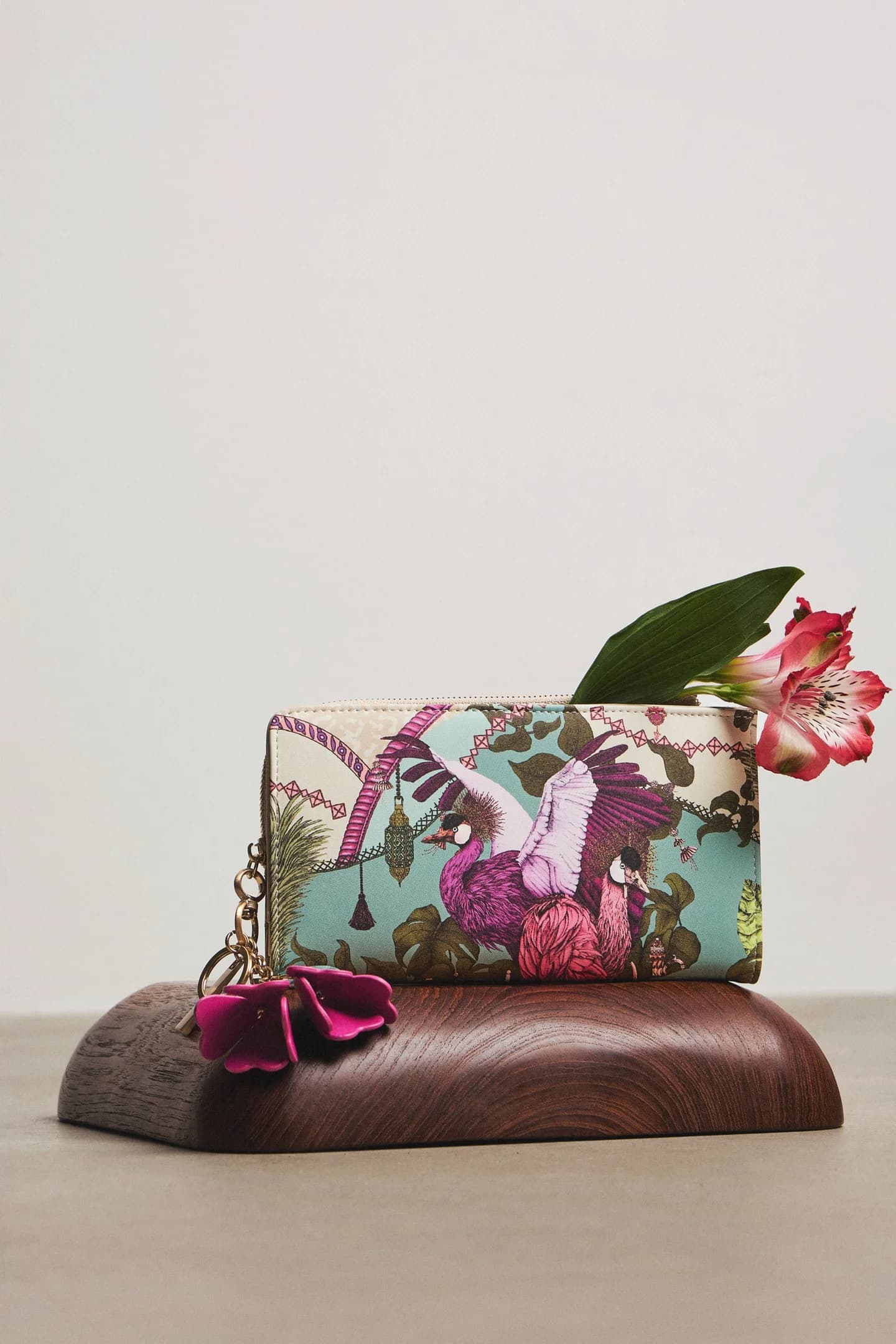 Женский кошелек из искусственной кожи