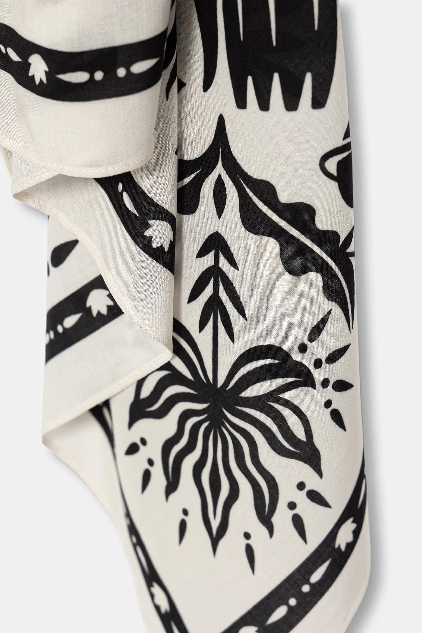 Женский вискозный шарф - фото 3