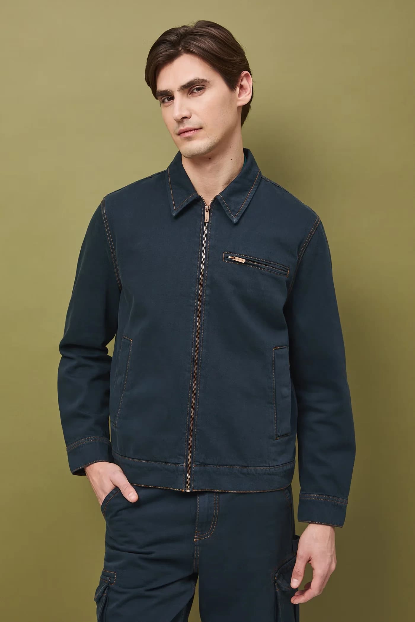 Мужская джинсовая куртка из хлопка - фото 2