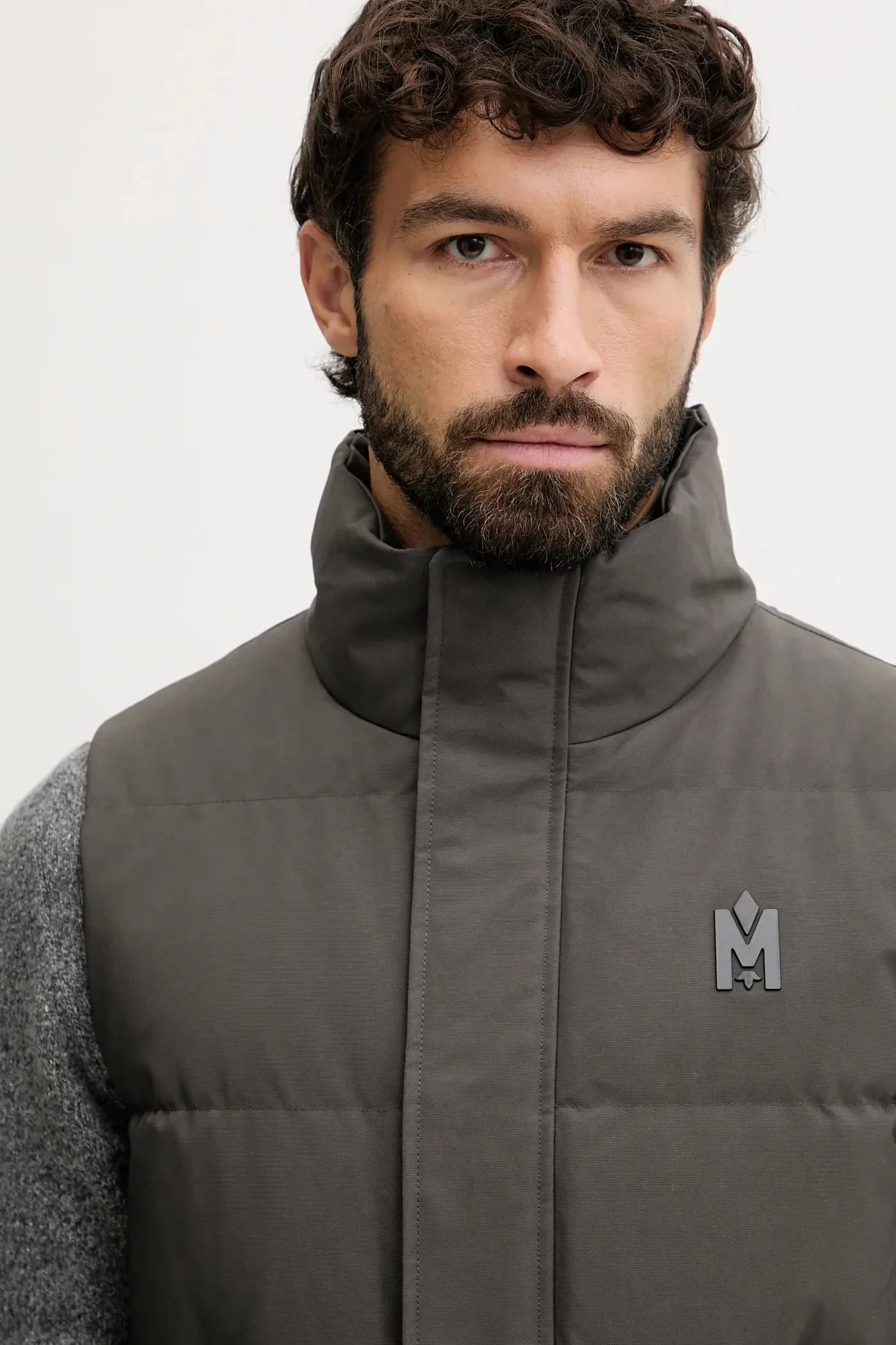 Пуховой жилет - фото 4