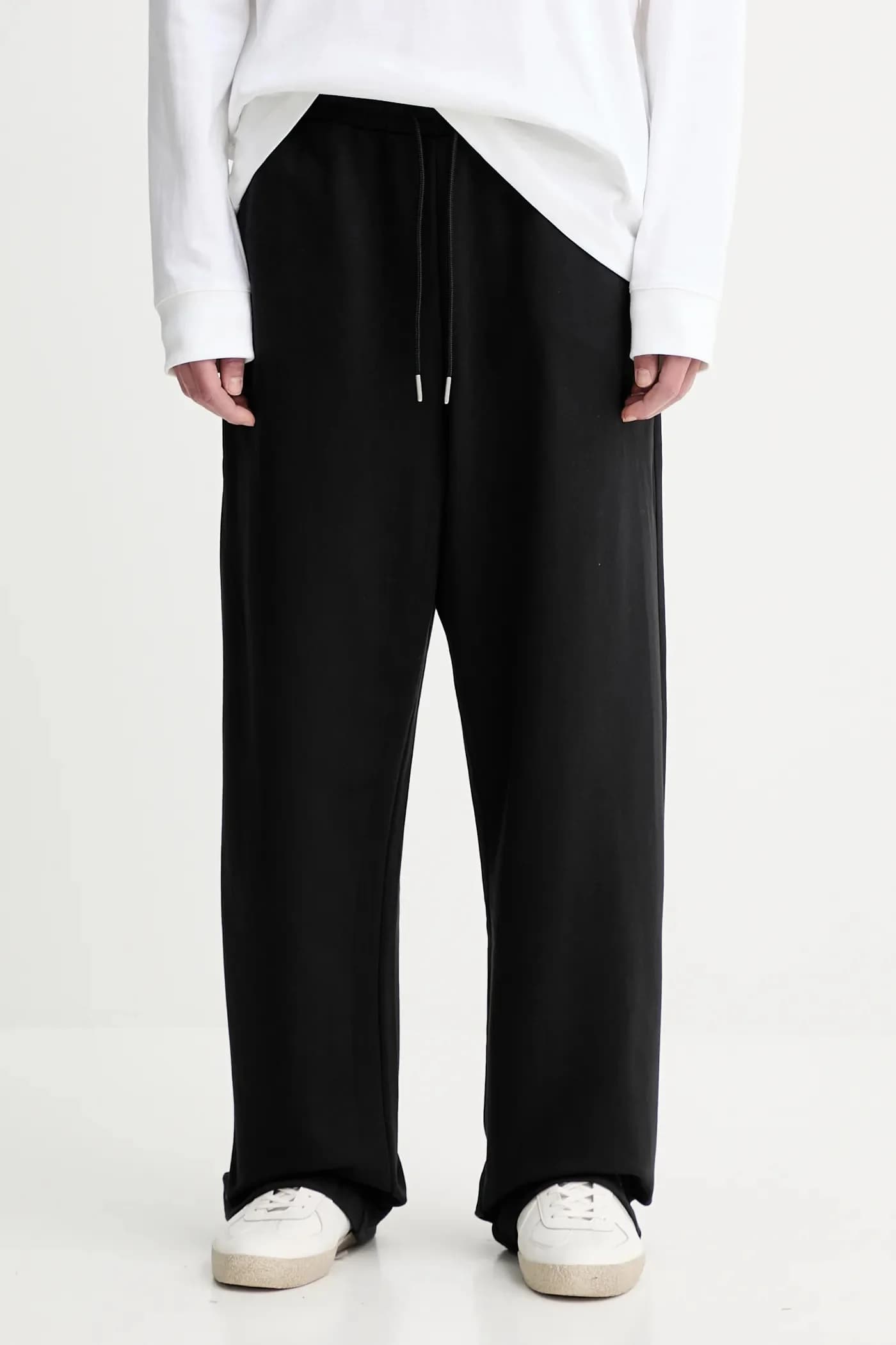 Спортивные штаны