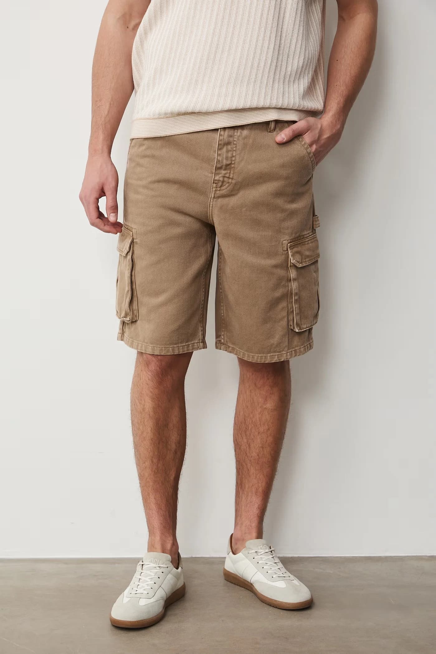 Мужские джинсовые шорты карго - фото 2