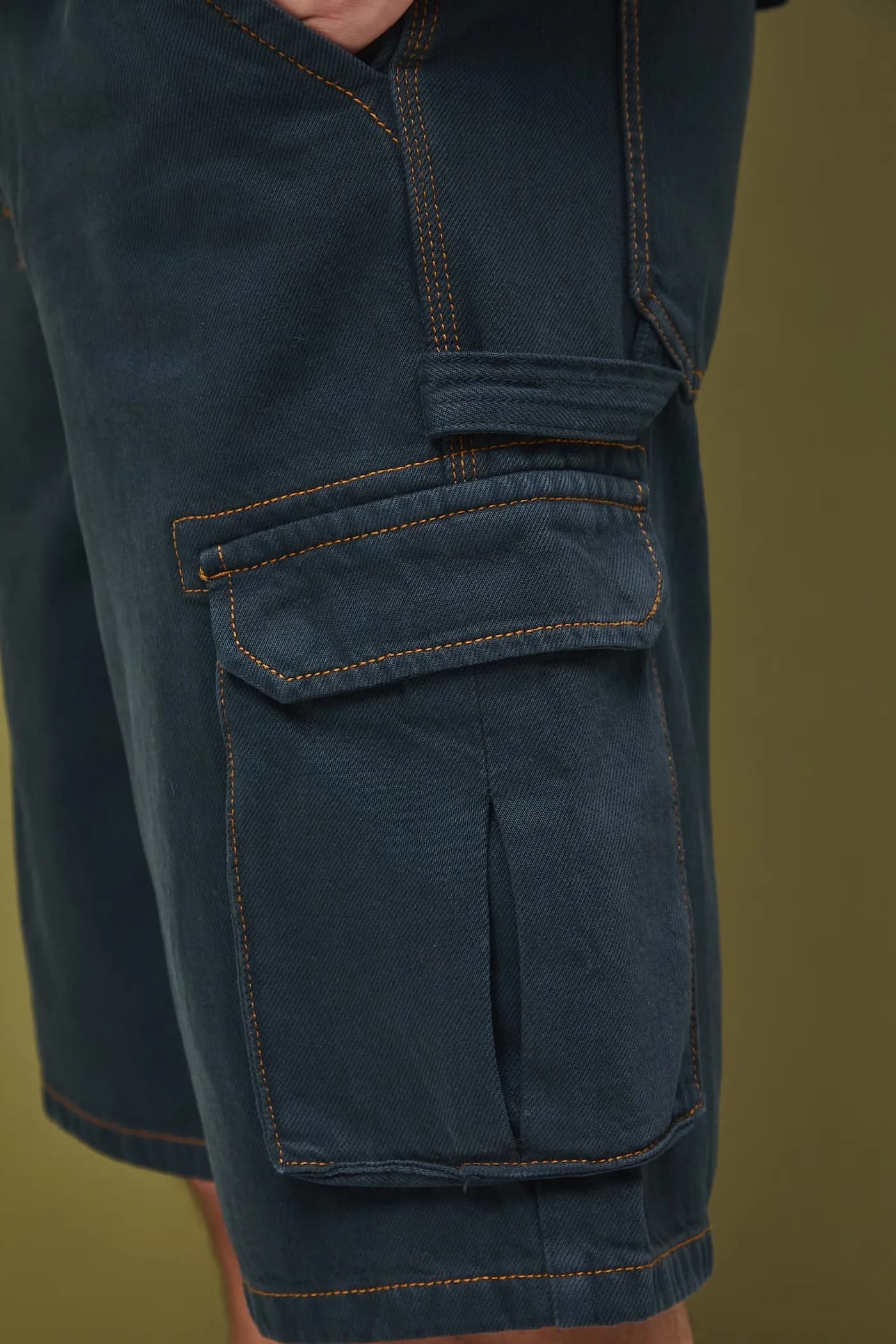 Мужские джинсовые шорты карго - фото 5