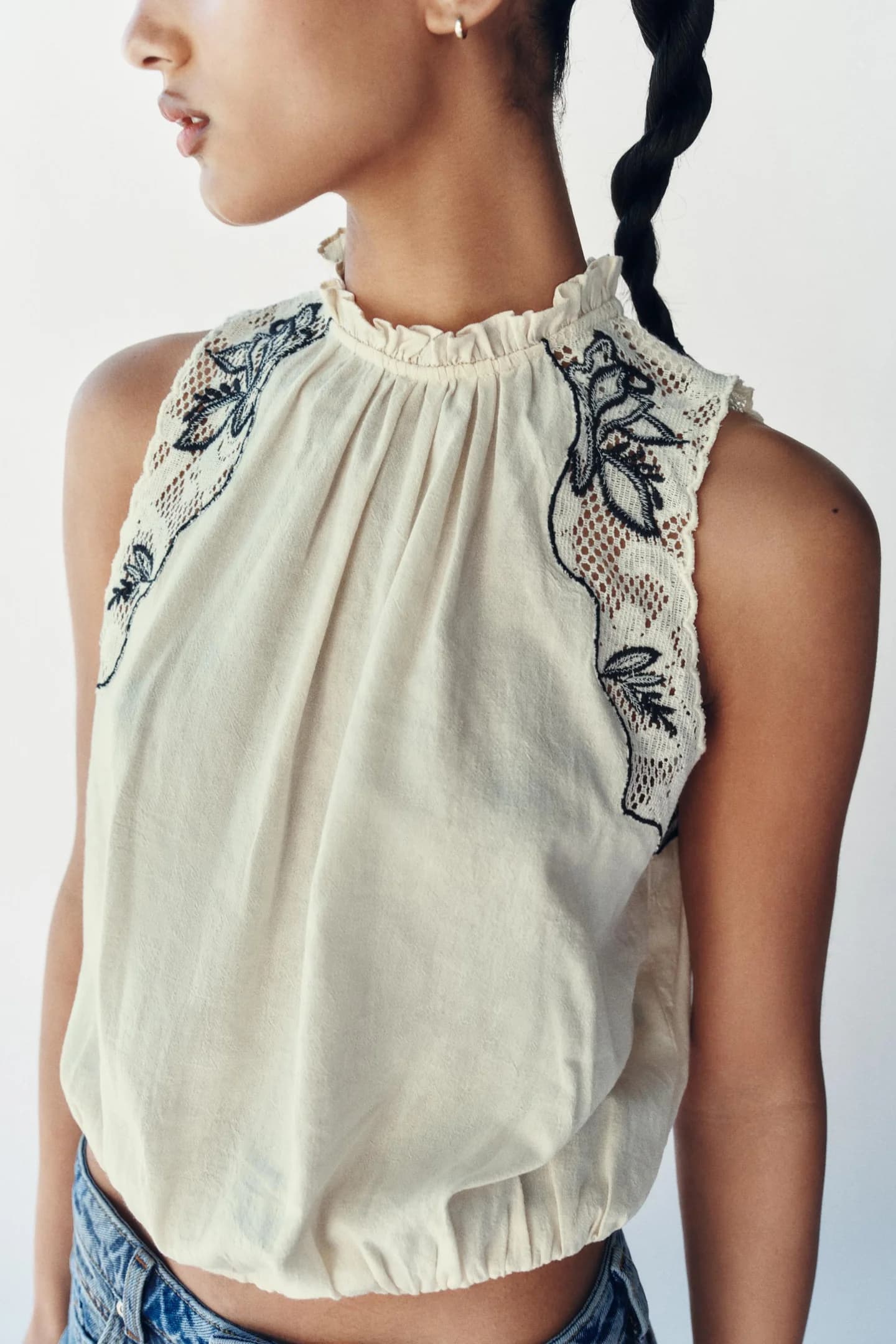 ТОП С ВЫШИВКОЙ