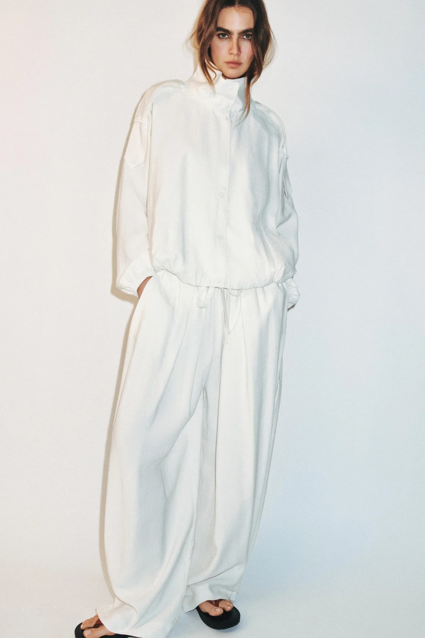 КОМПЛЕКТ КУРТКИ С ВЫСОКИМ ВОРОТНИКОМ