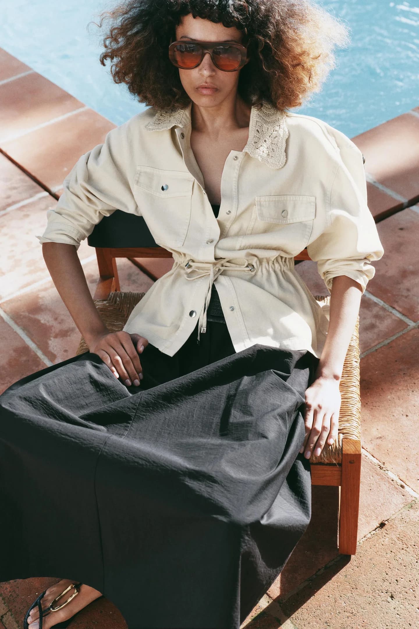 КУРТКА САФАРИ С ВОРОТНИКОМ, ВЯЗАННЫМ КРЮЧКОМ