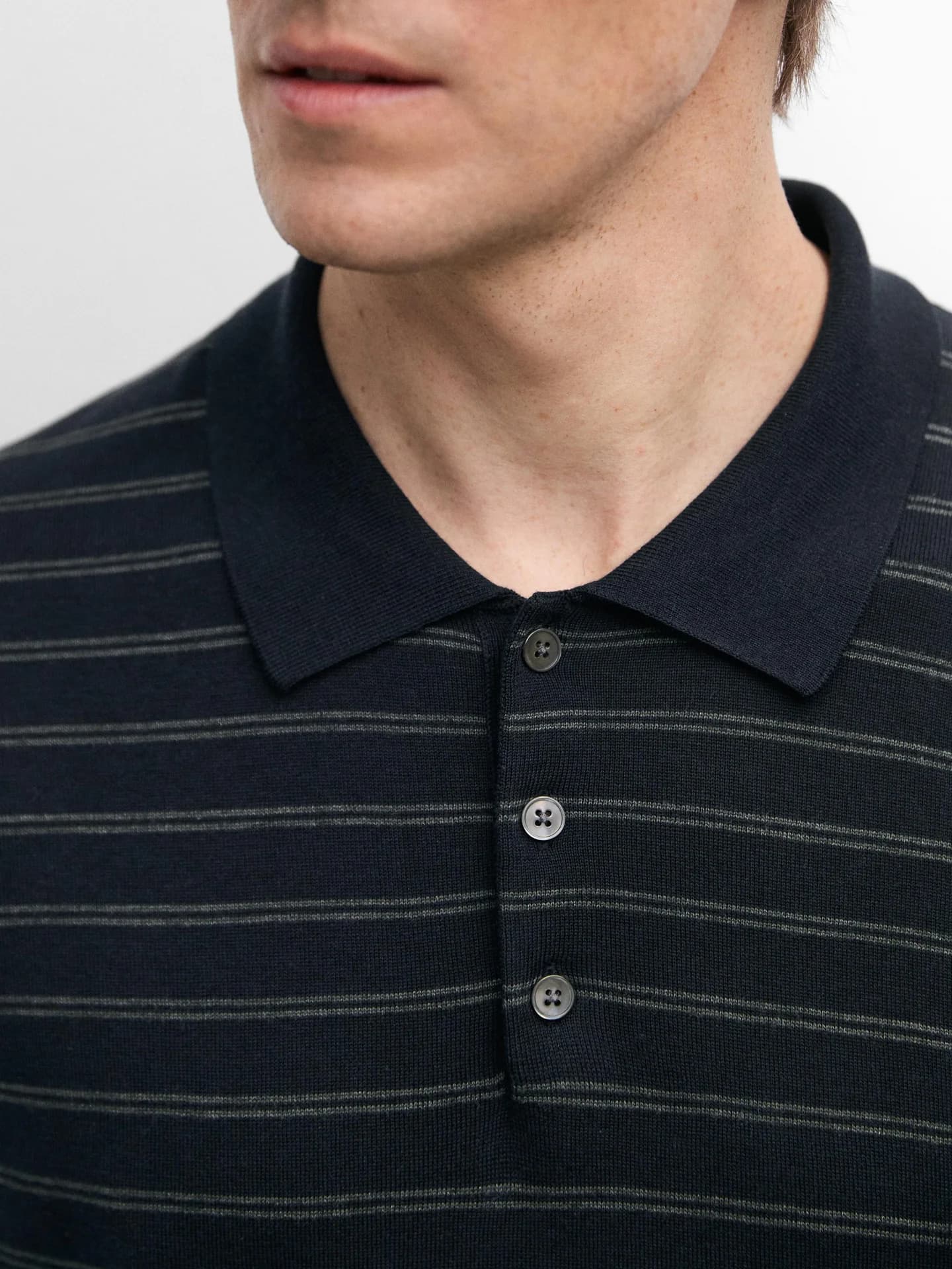 Рубашка-поло из хлопкового трикотажа с полосками - фото 3