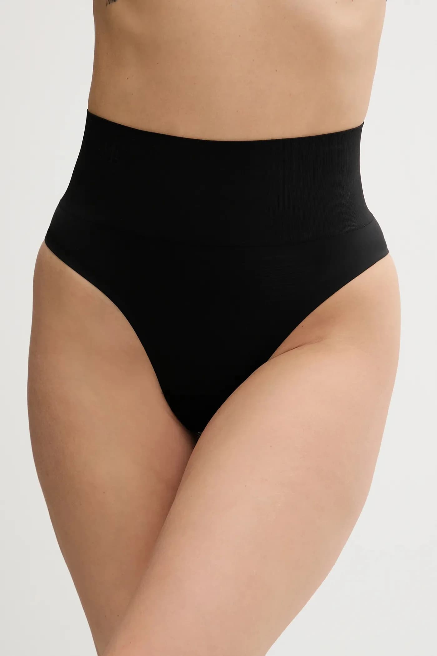 Формирующие стринги