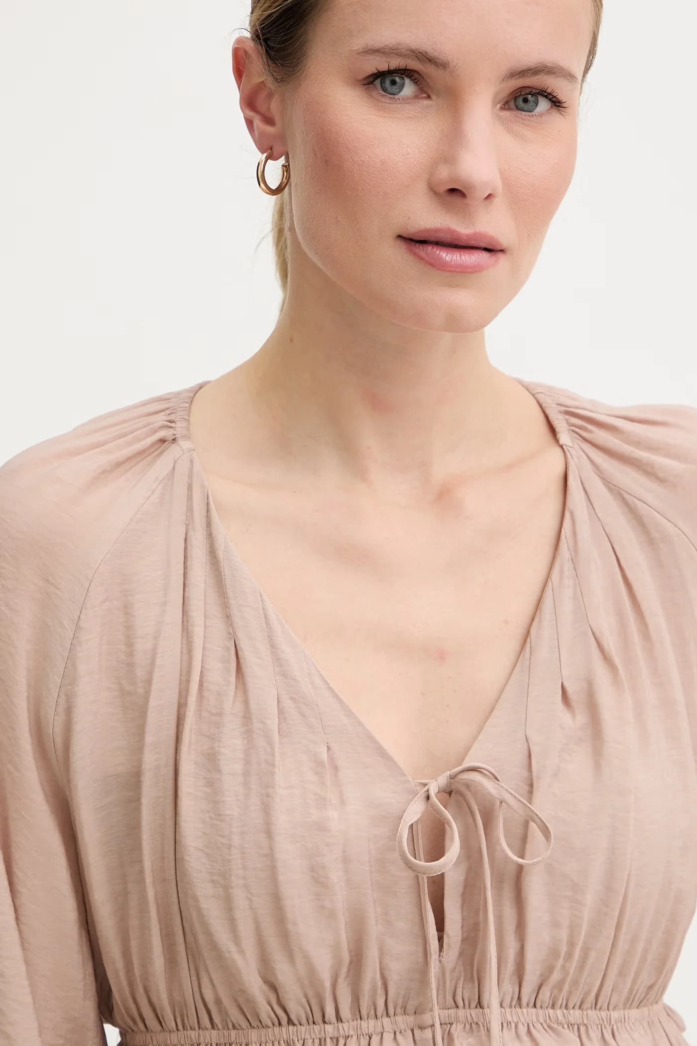 Женская вискозная блузка - фото 4