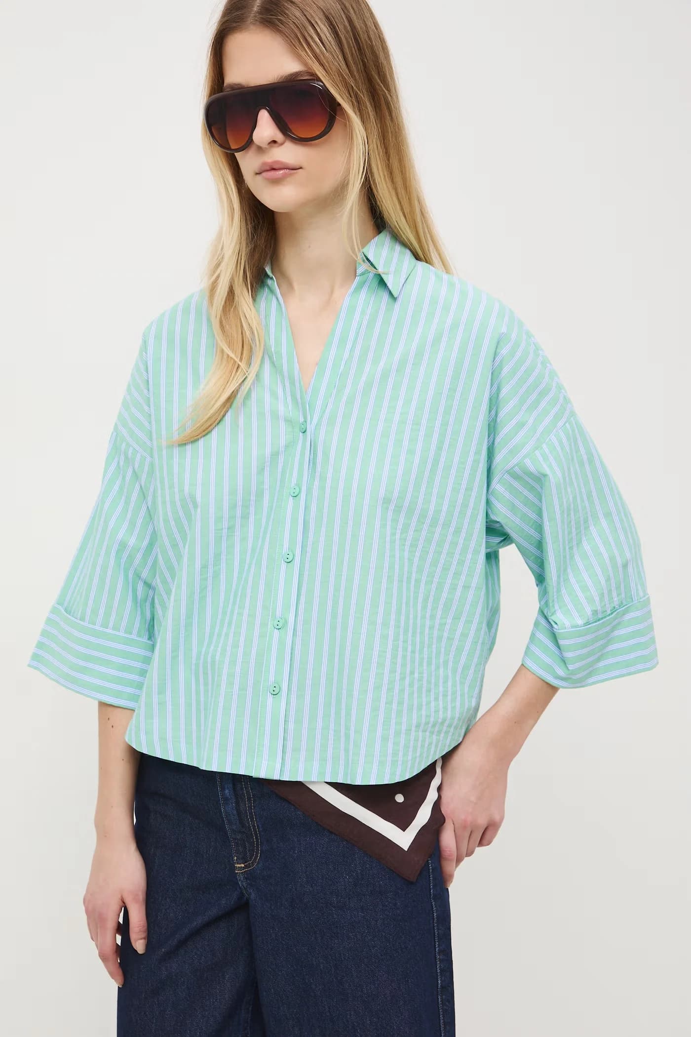 Женская хлопковая рубашка с эластаном - фото 2