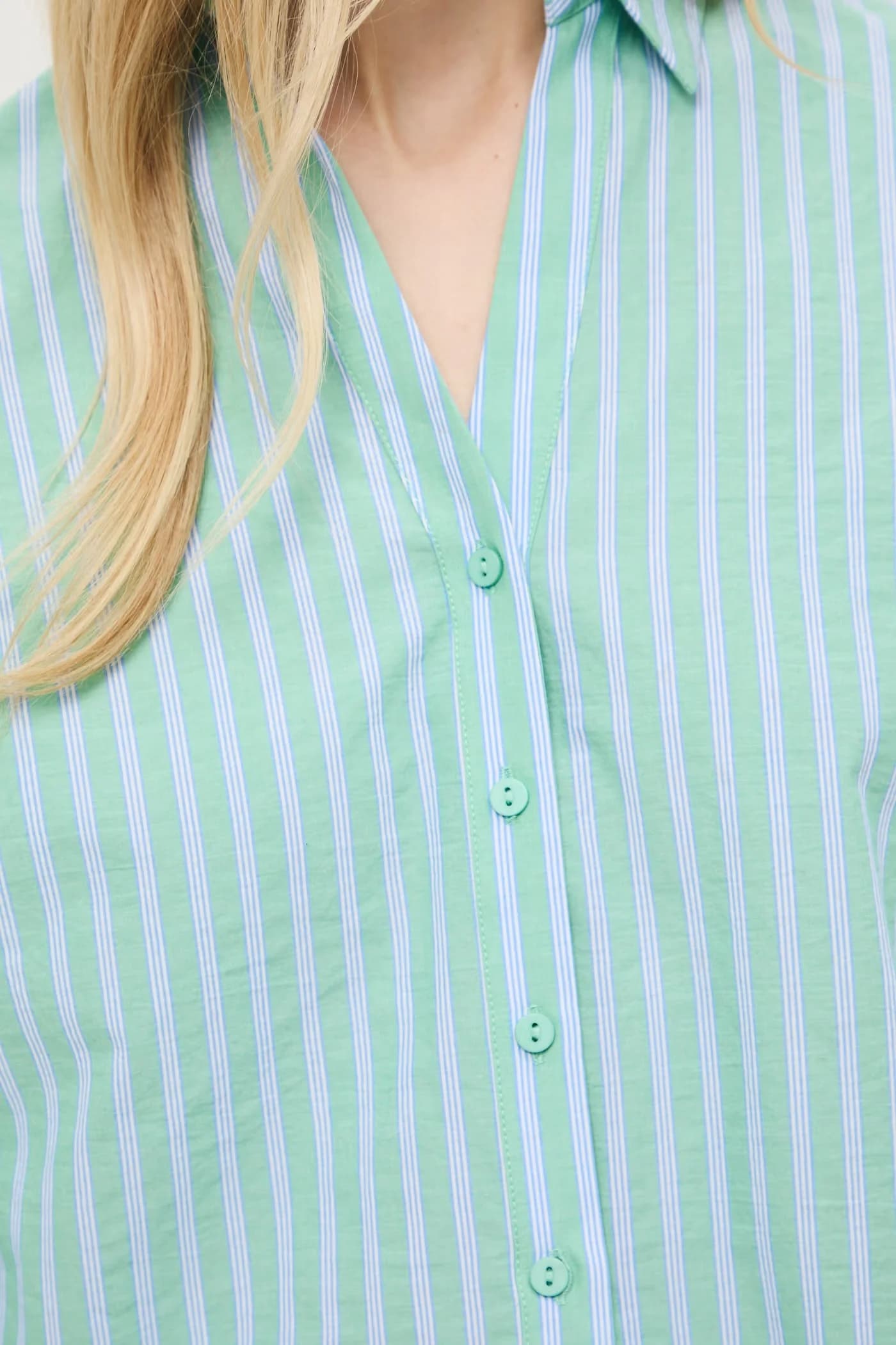 Женская хлопковая рубашка с эластаном - фото 5