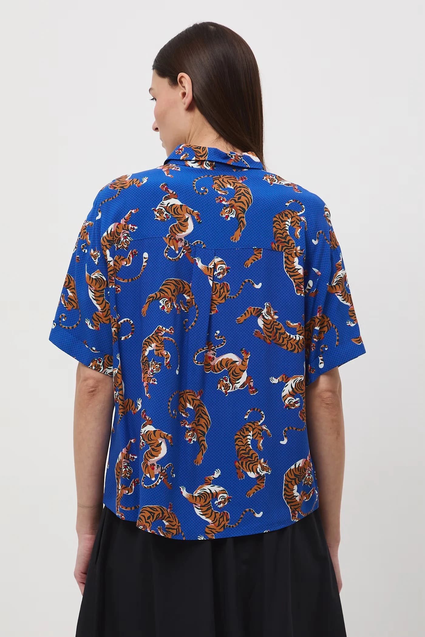 Женская рубашка из вискозы - фото 3