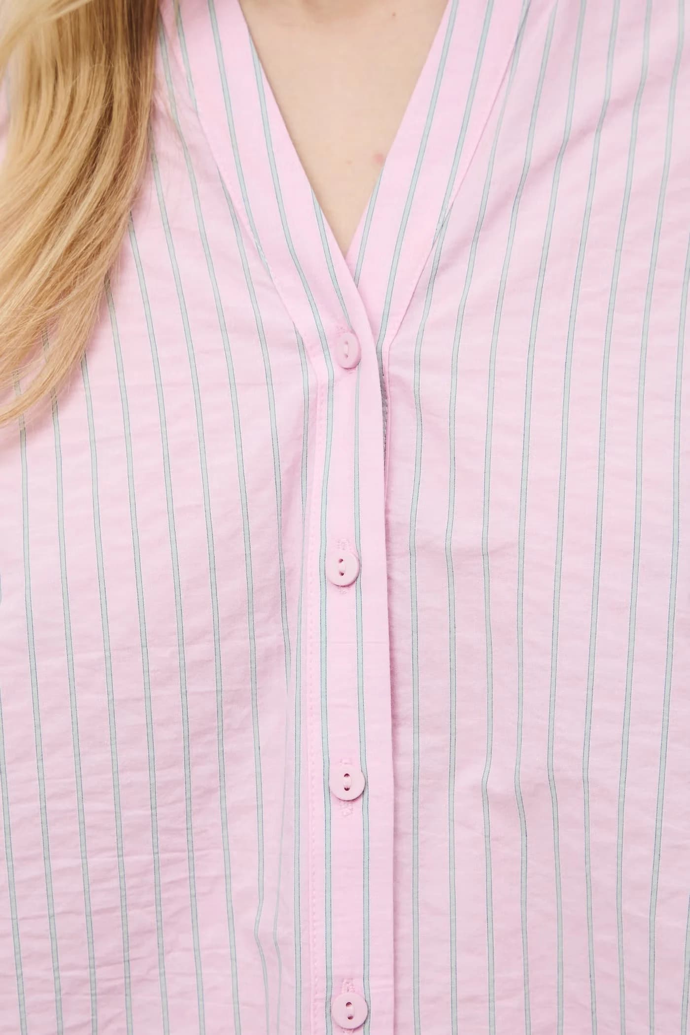 Женская хлопковая рубашка с эластаном - фото 5