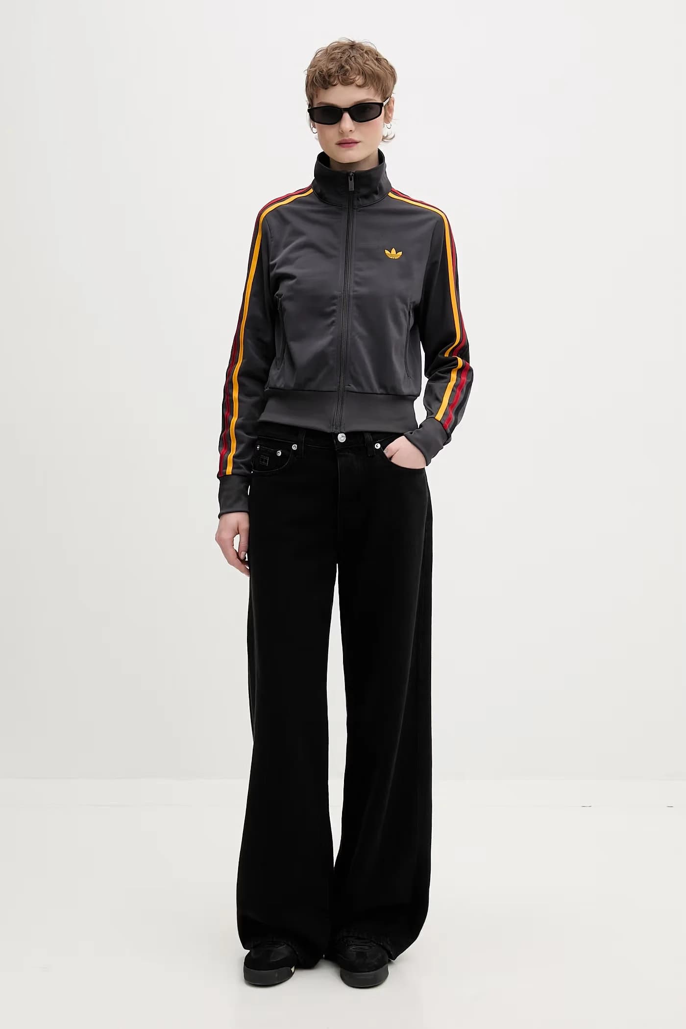 Женская толстовка на молнии - фото 2