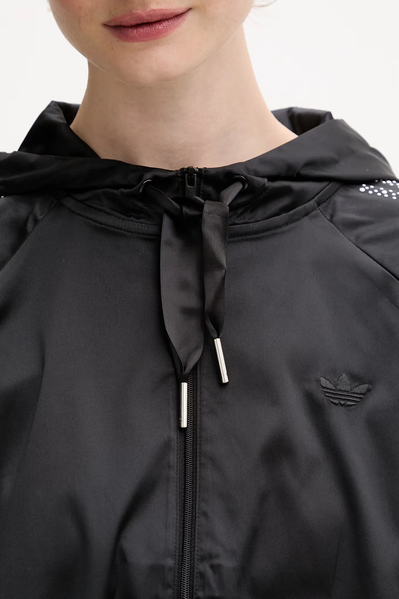 Жемчужная женская толстовка на молнии - фото 5