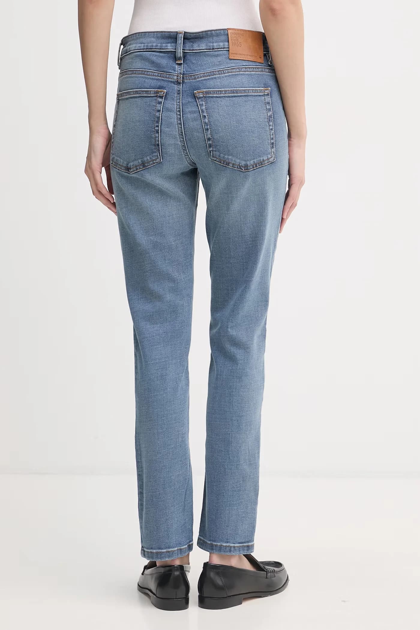 Женские джинсы узкого кроя - фото 3