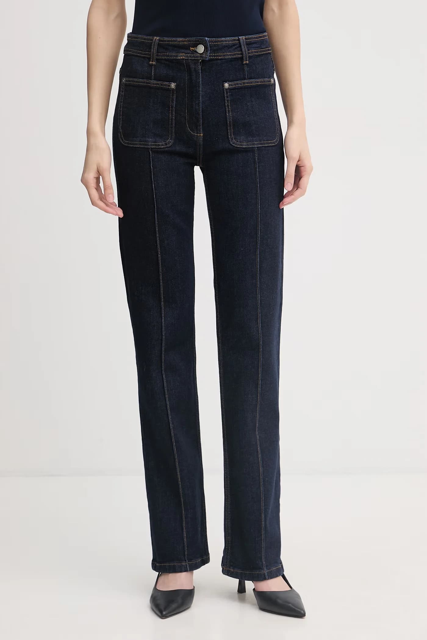 Женские джинсы-клеш