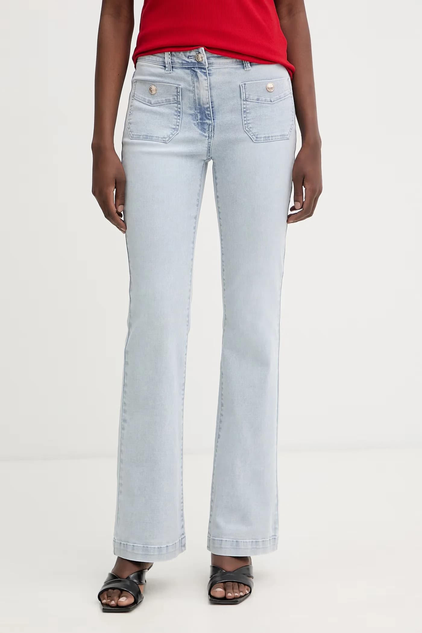 Женские джинсы буткат