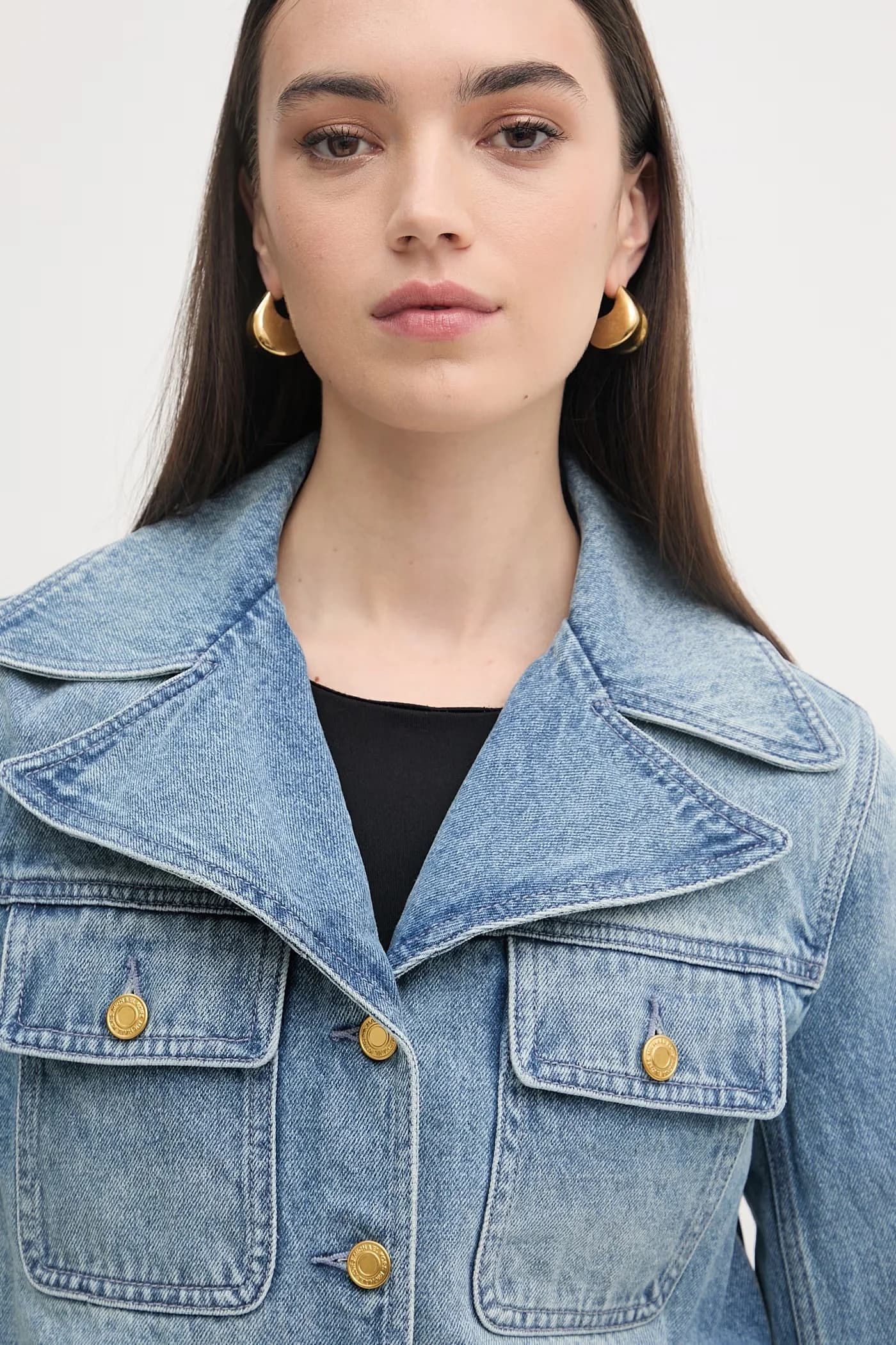 Женская джинсовая куртка - фото 4