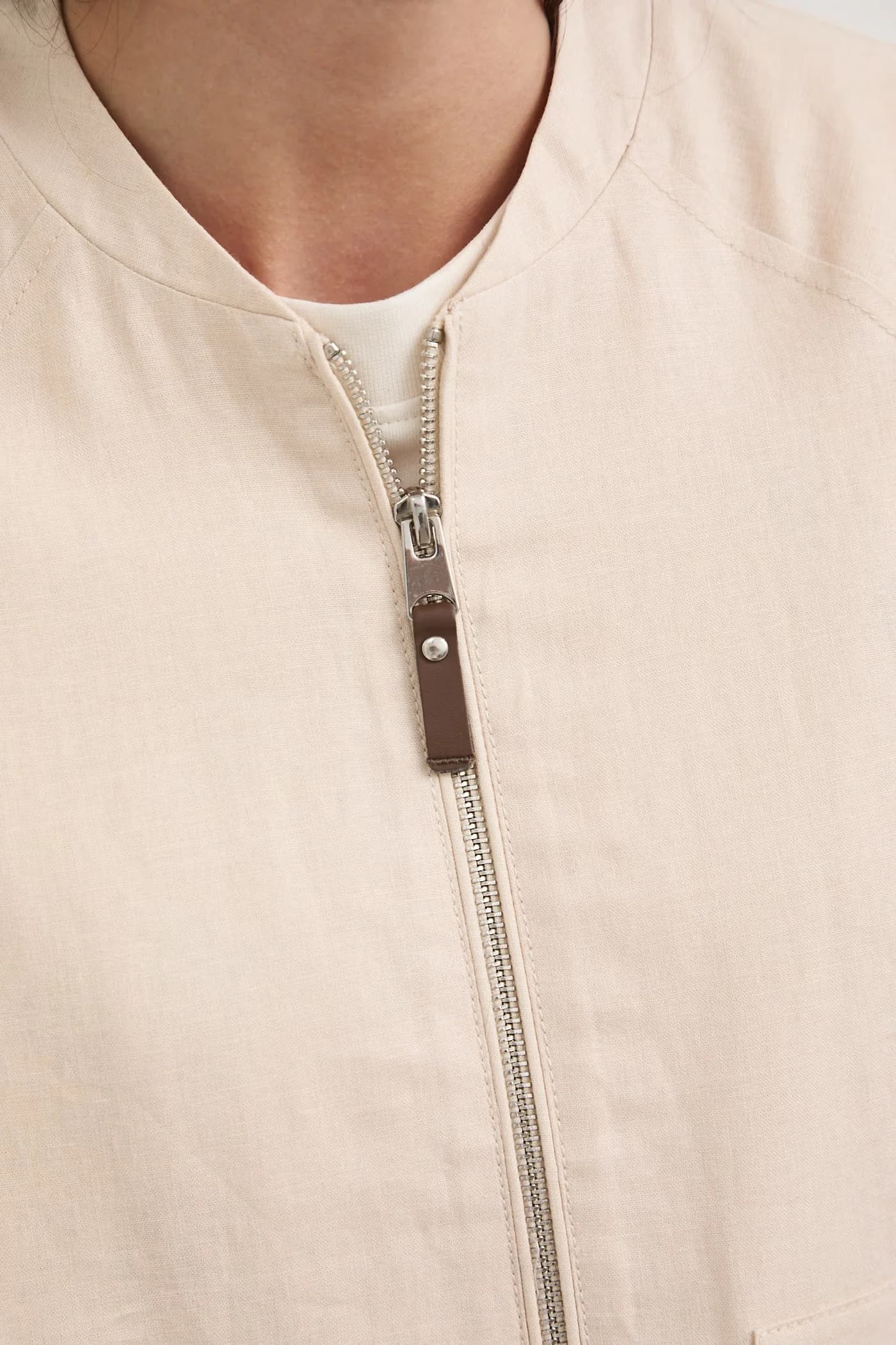 Льняной бомбер - фото 5