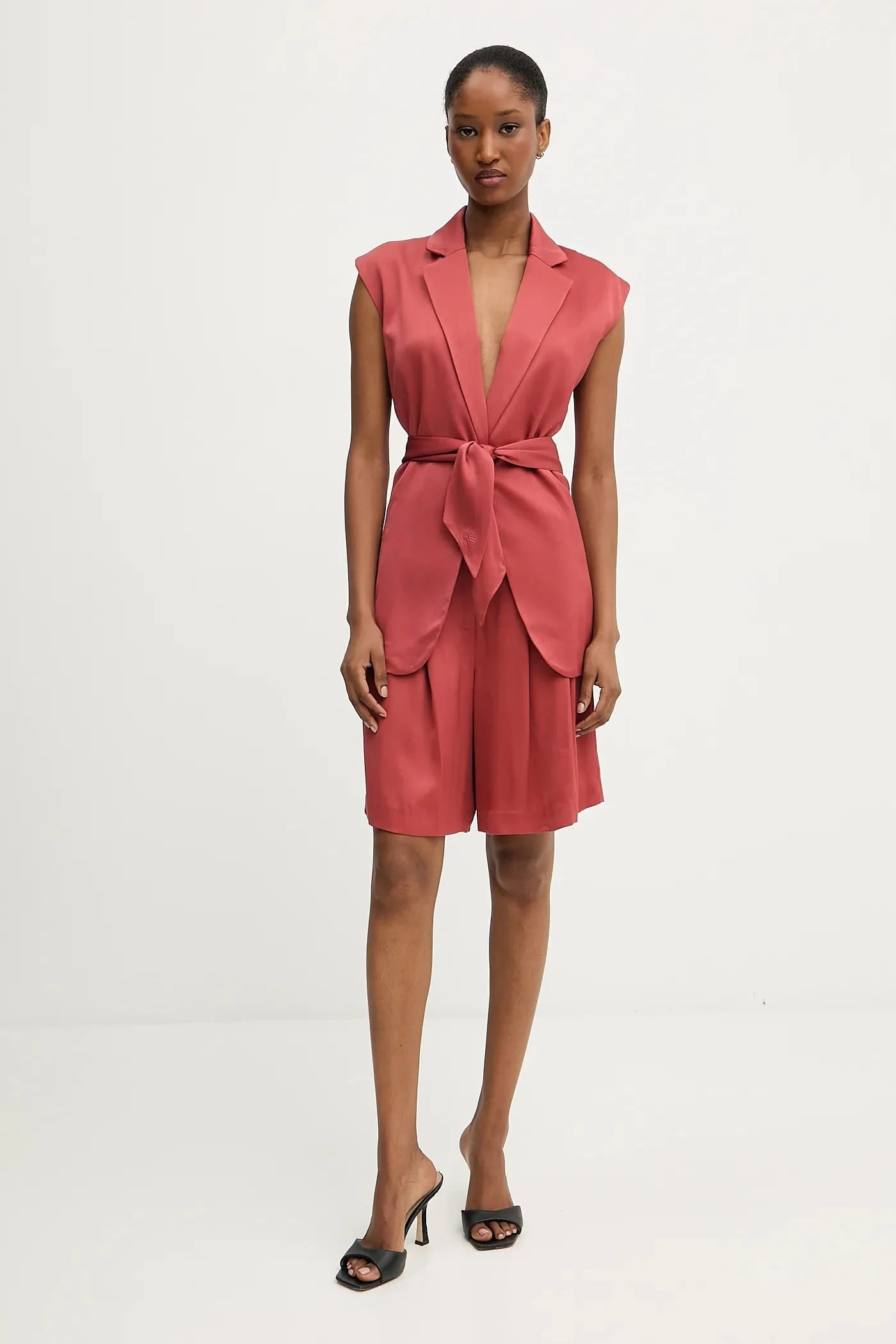 Жилет - фото 2