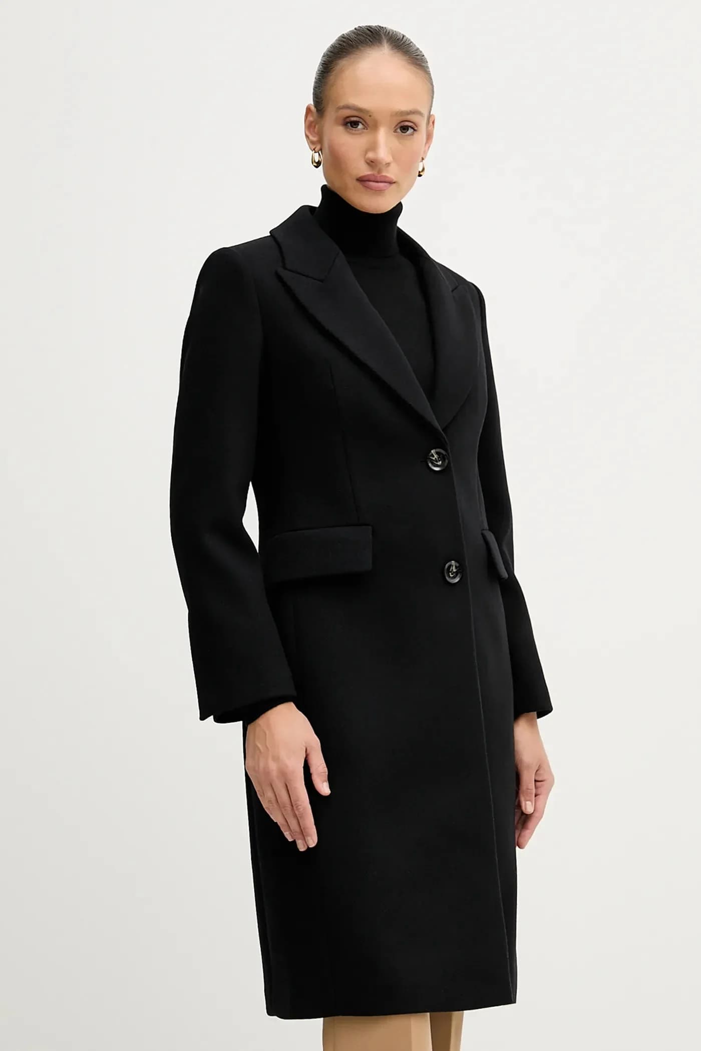 Шерстяное пальто