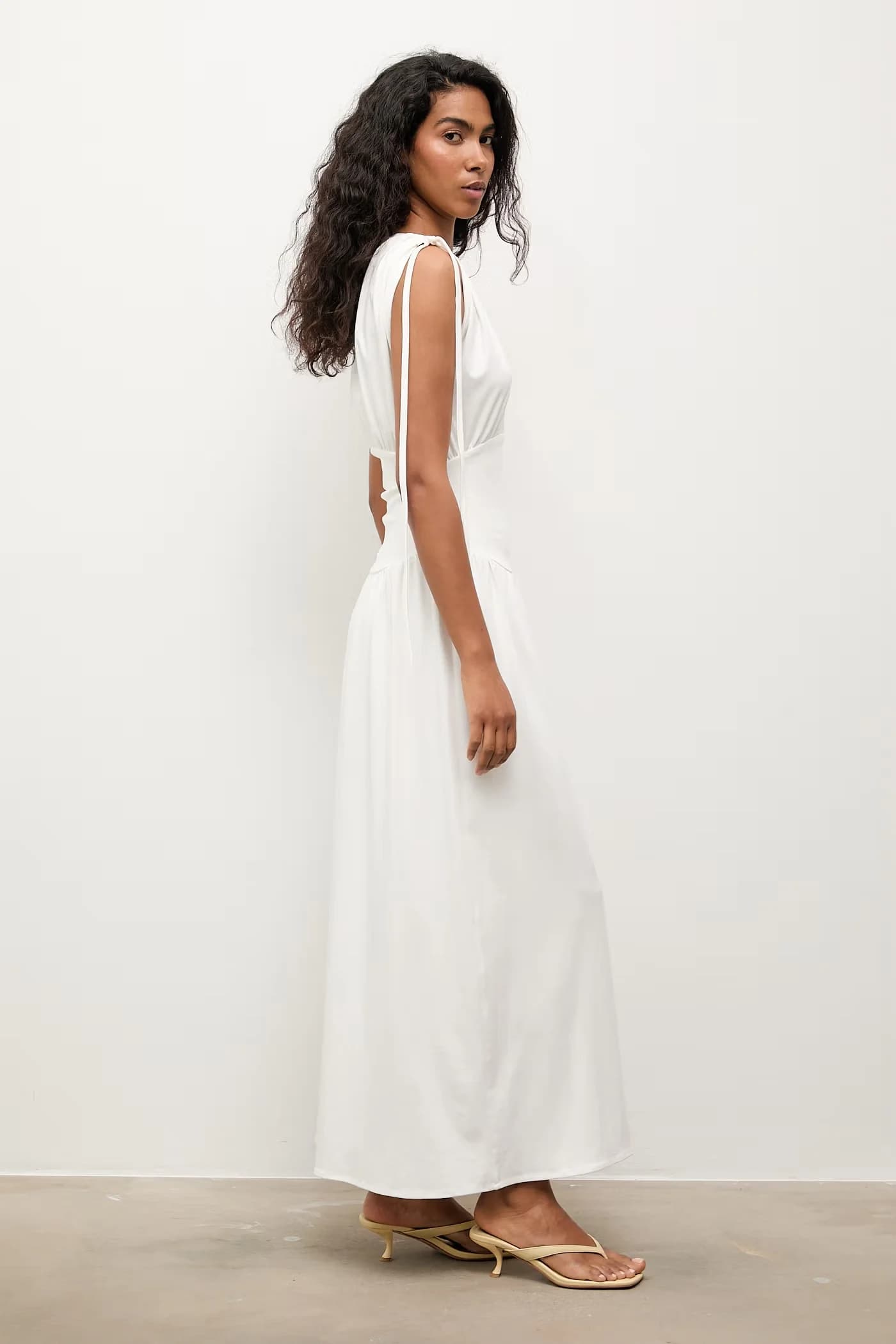 Платье из вискозы - фото 2