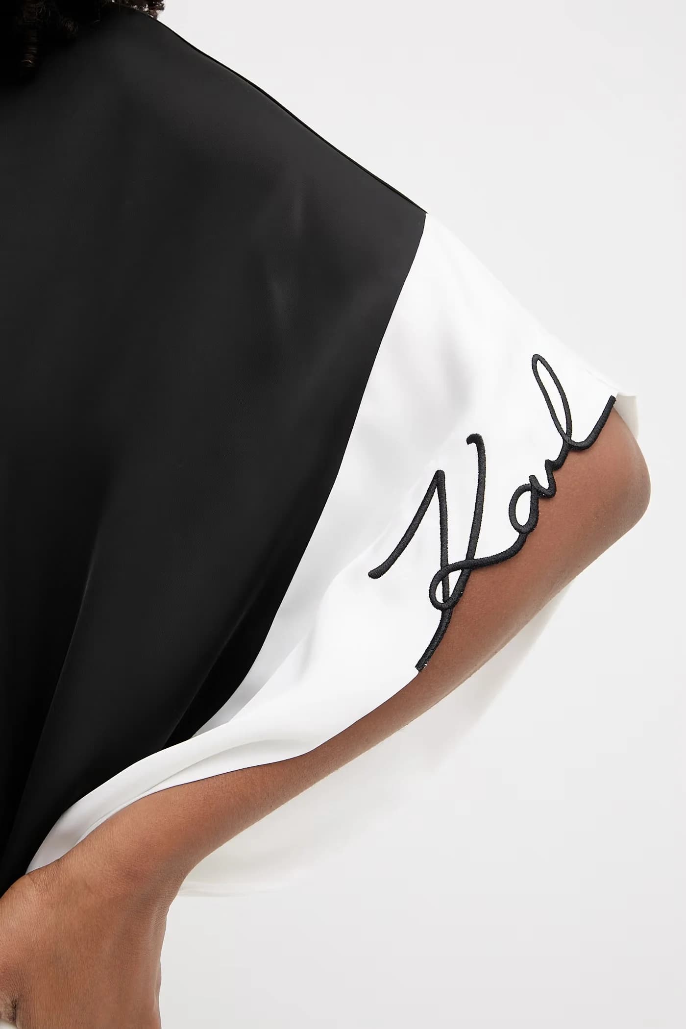 Маленькое черное платье - фото 5