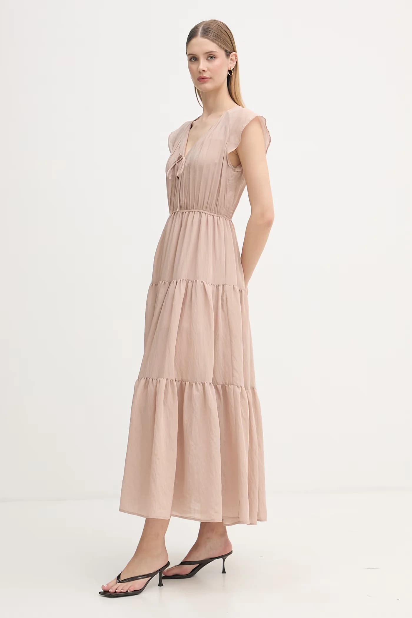 Платье в стиле бэби-долл из вискозы - фото 2