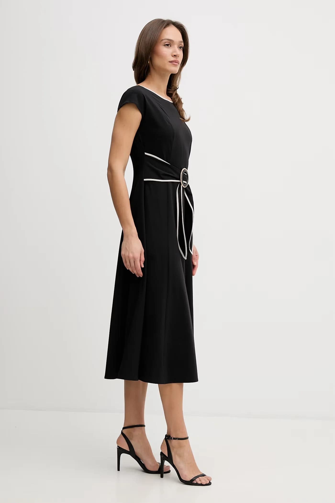 Расклешенное платье - фото 2