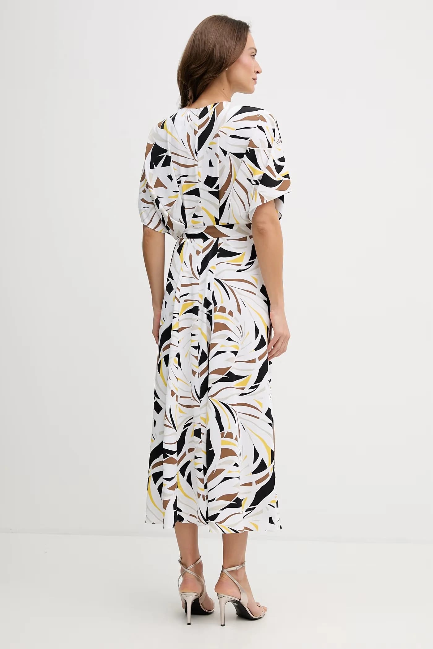 Расклешенное платье - фото 3