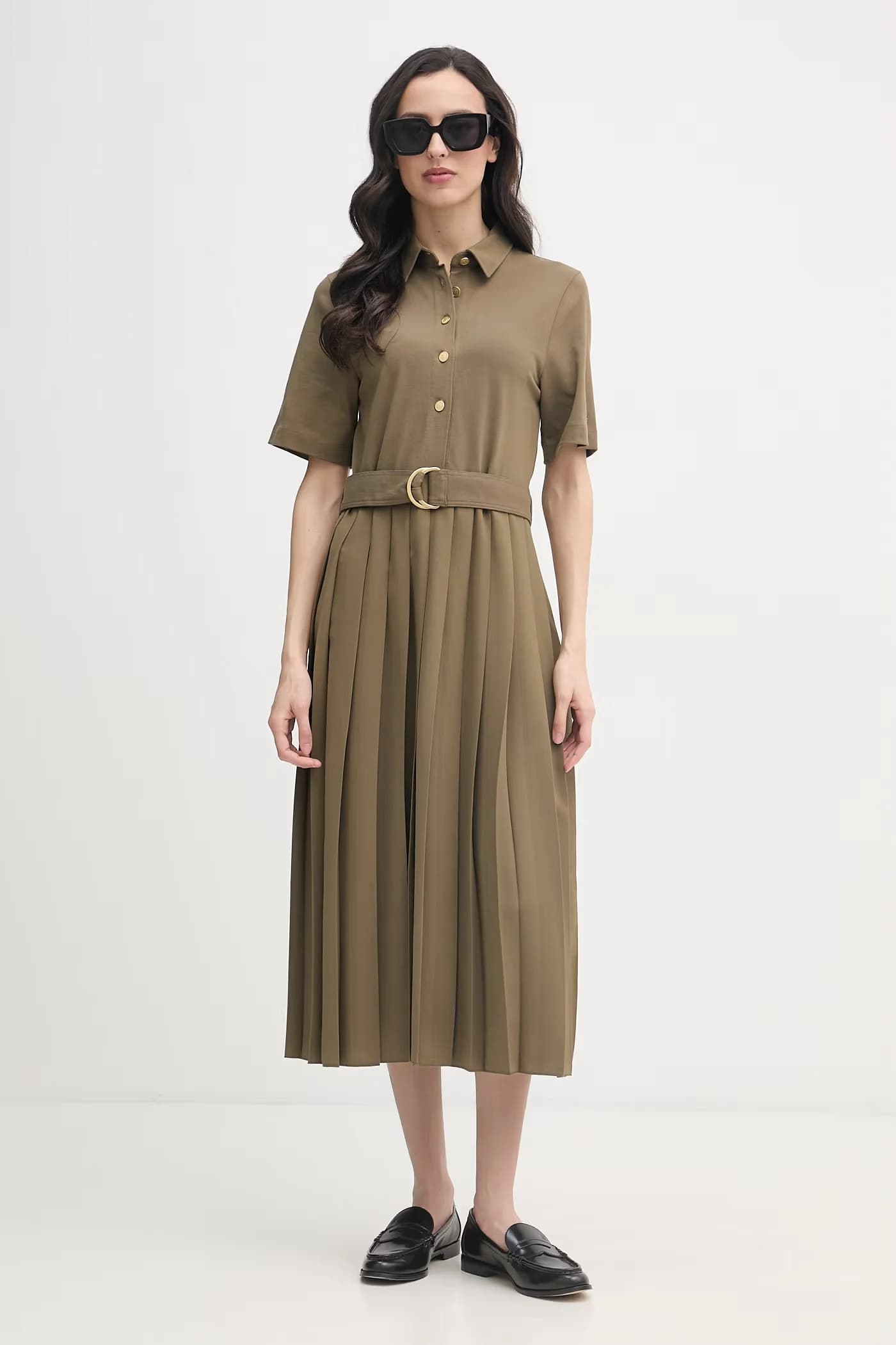 Расклешенное платье