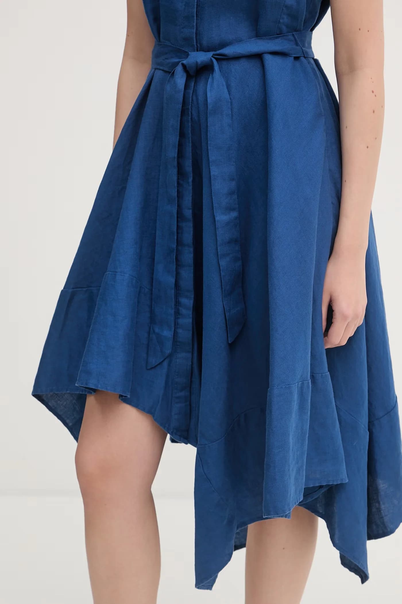 Льняное летнее платье - фото 5