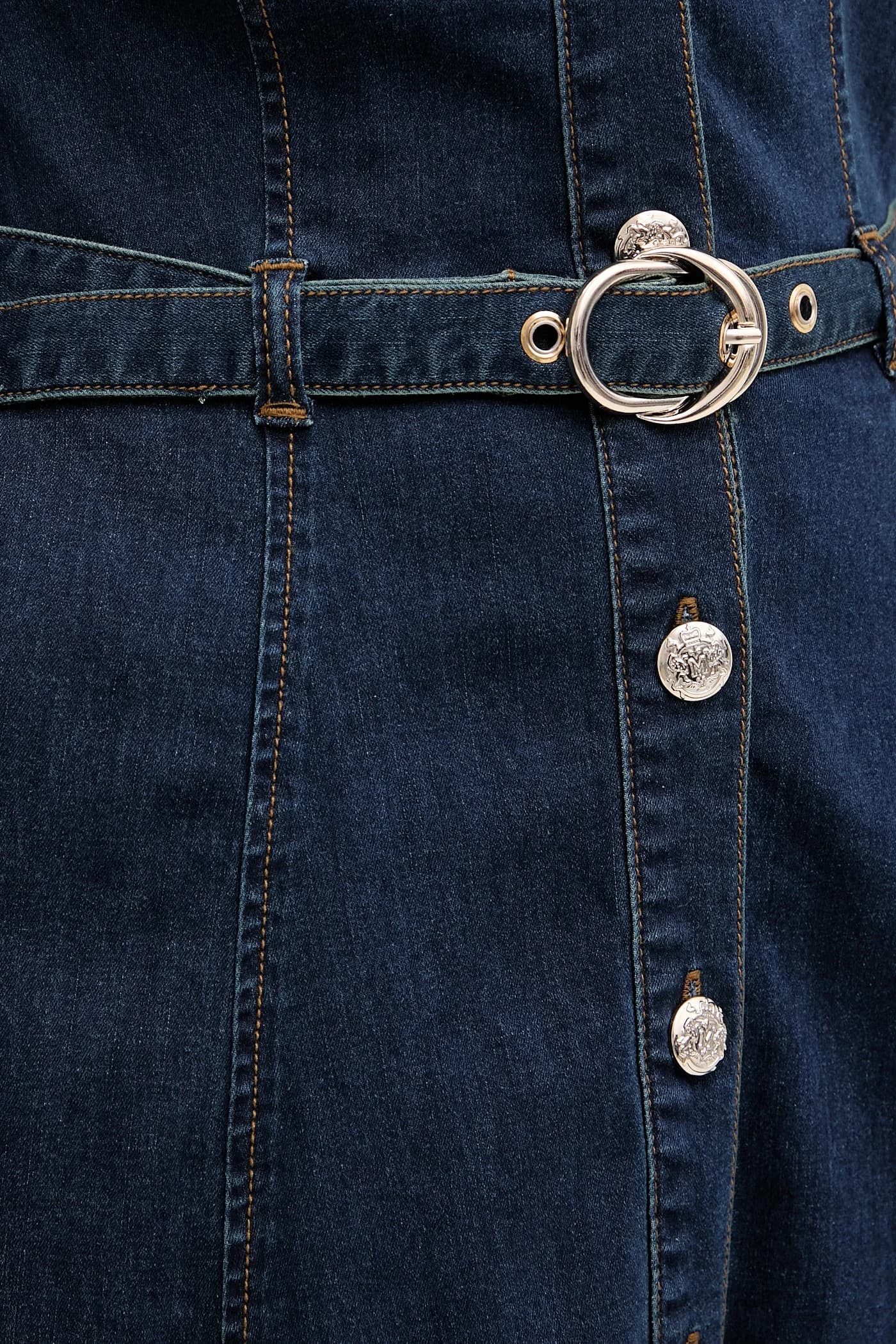 Джинсовое платье-рубашка - фото 5