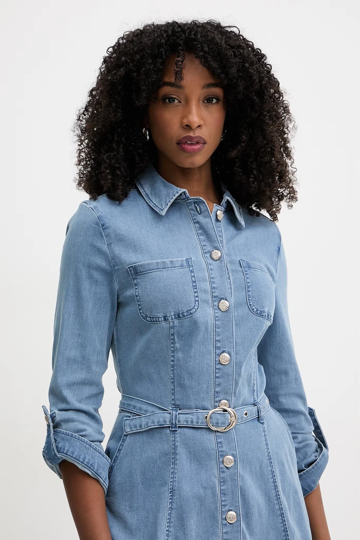 Джинсовое платье-рубашка - фото 4