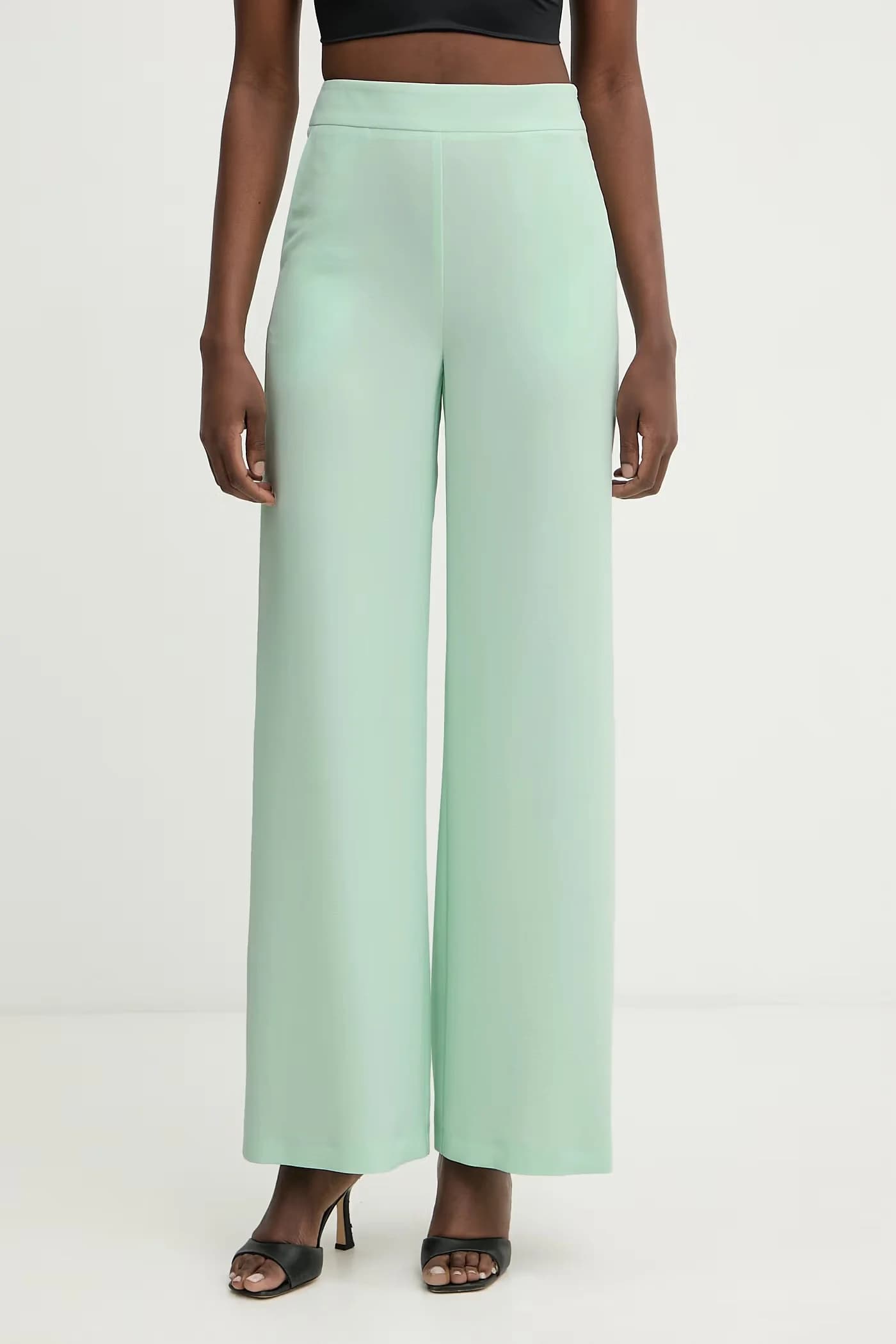 Женские прямые брюки