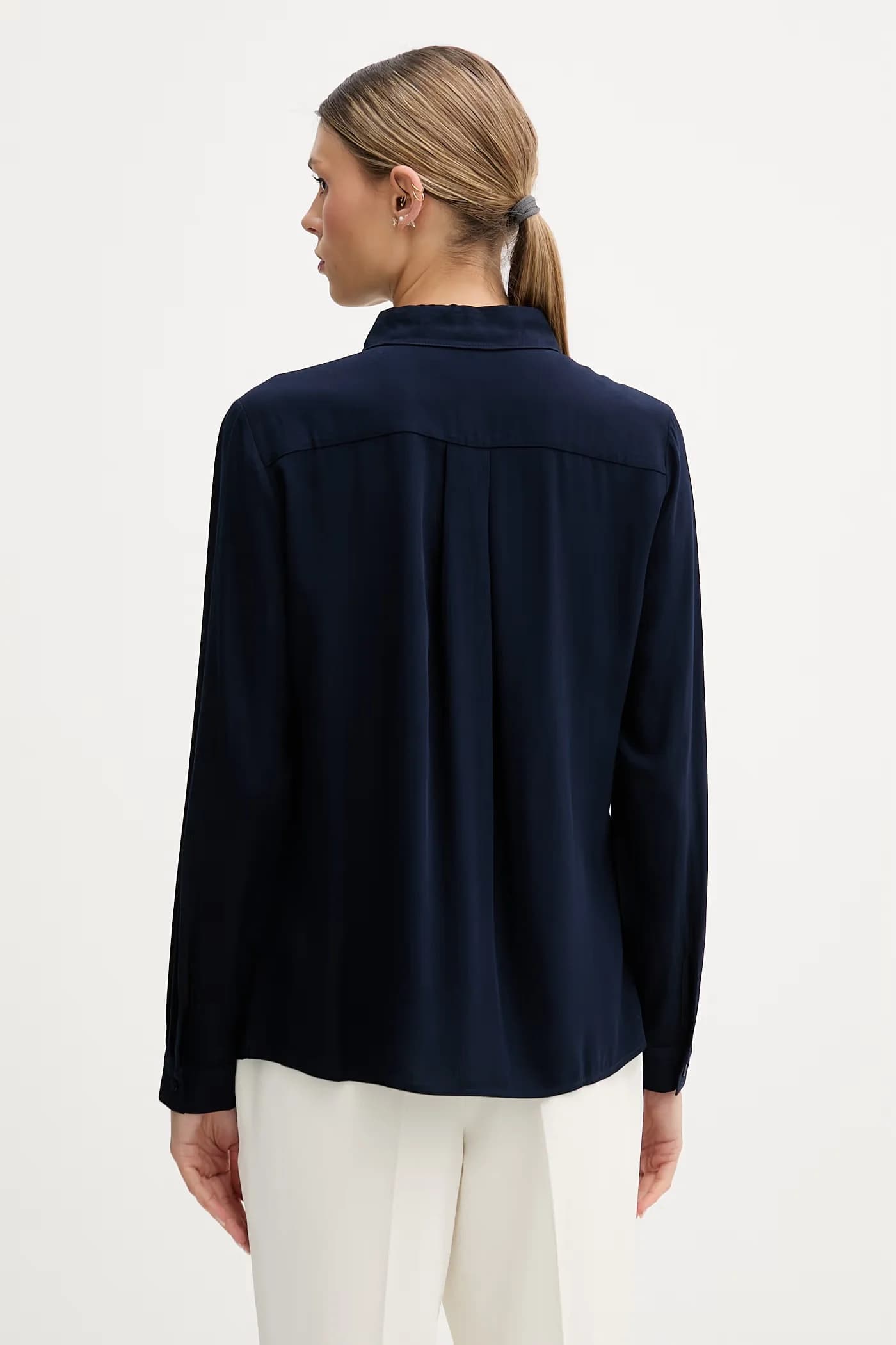 Женская рубашка из вискозы - фото 3