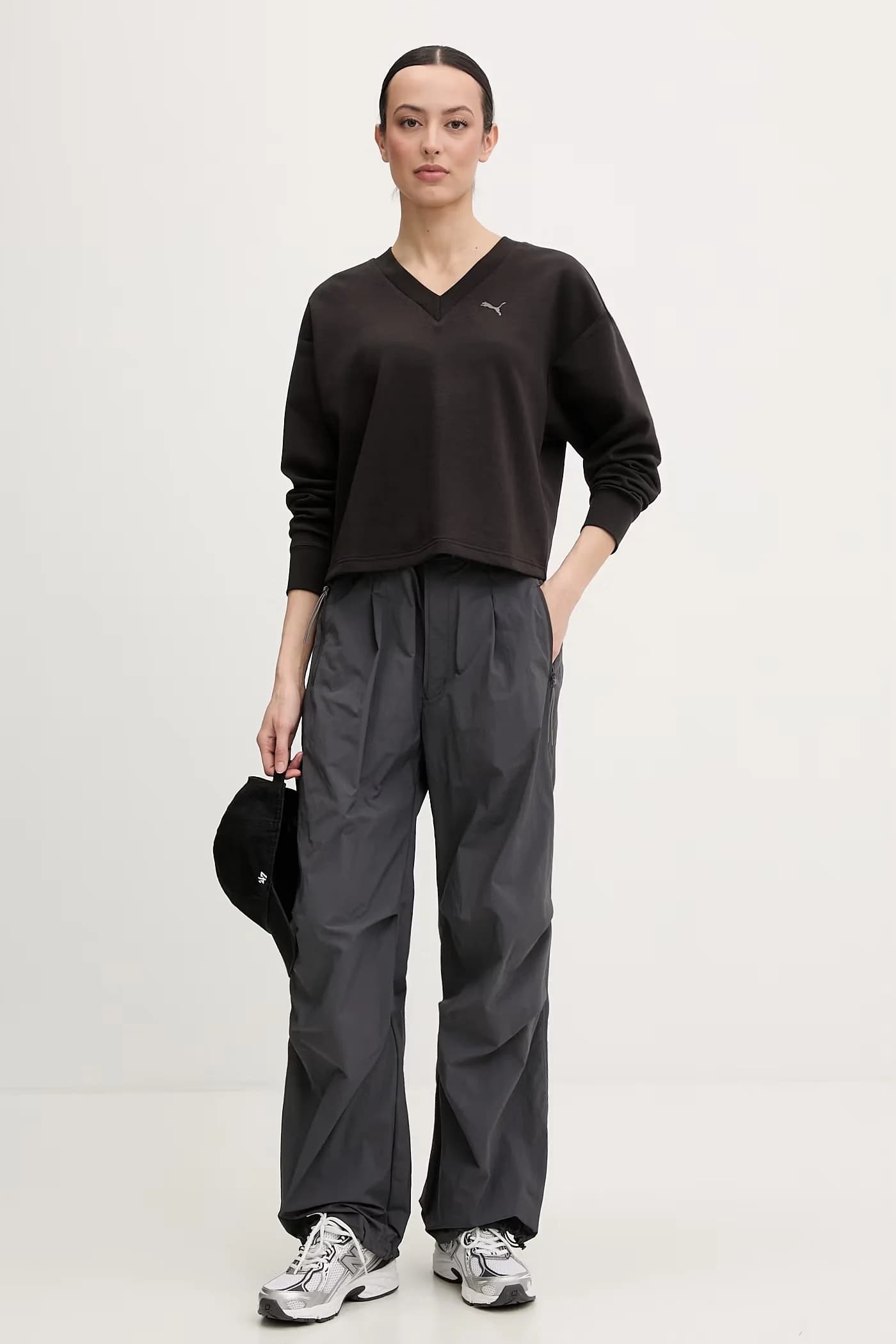 Женский хлопковый свитшот Essentials с приподнятым верхом - фото 2