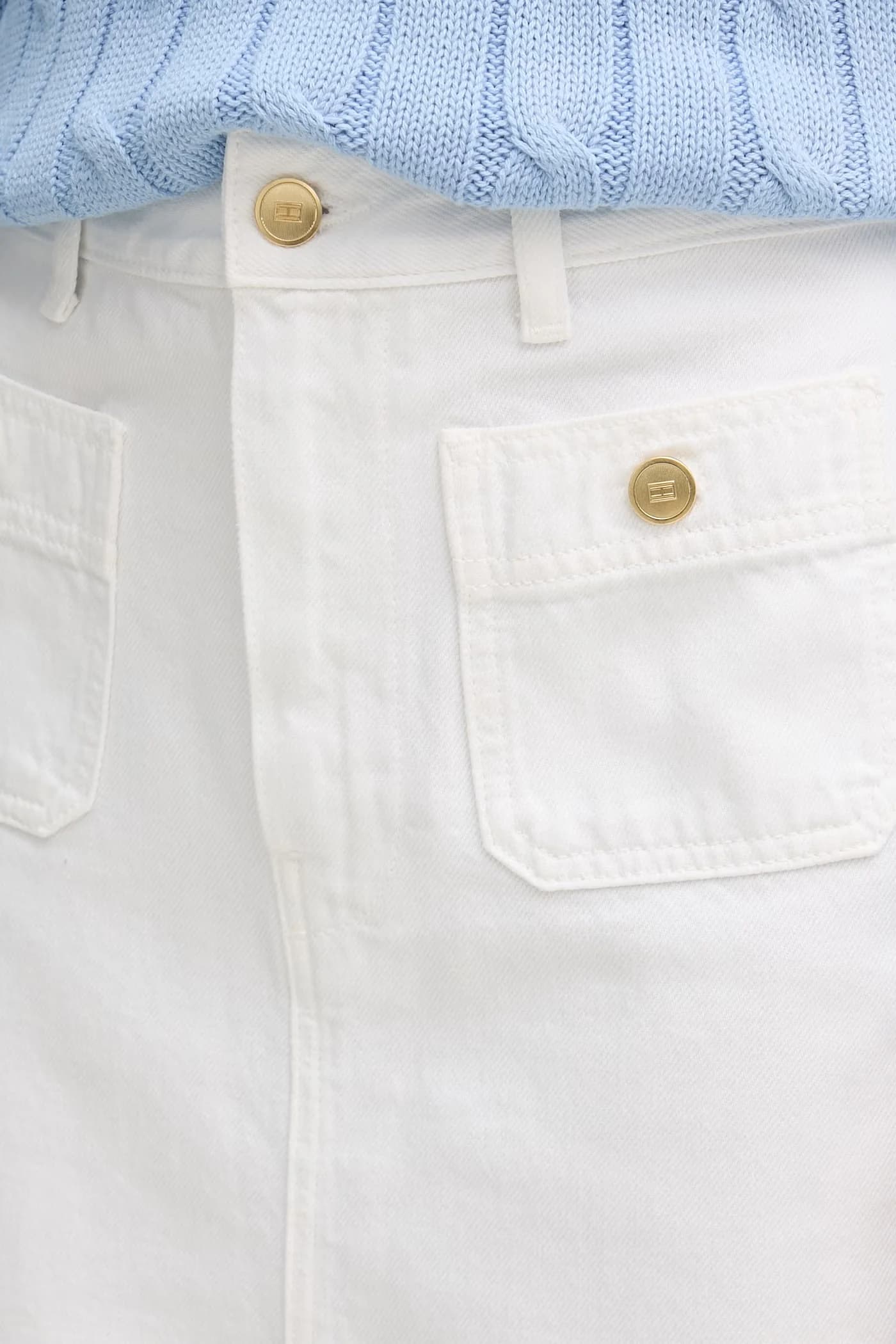 Джинсовая юбка с разрезом - фото 4