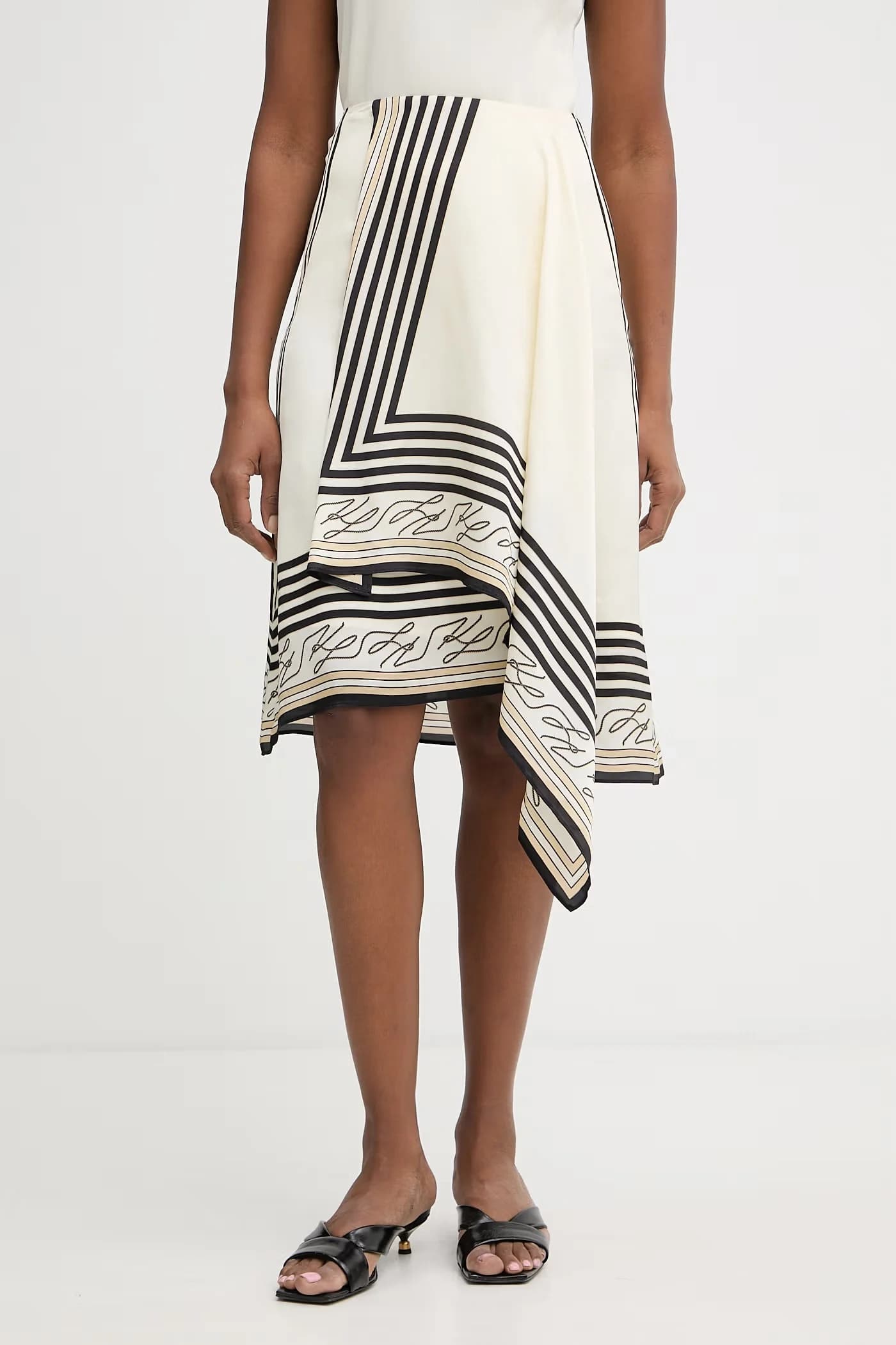 Юбка из вискозы