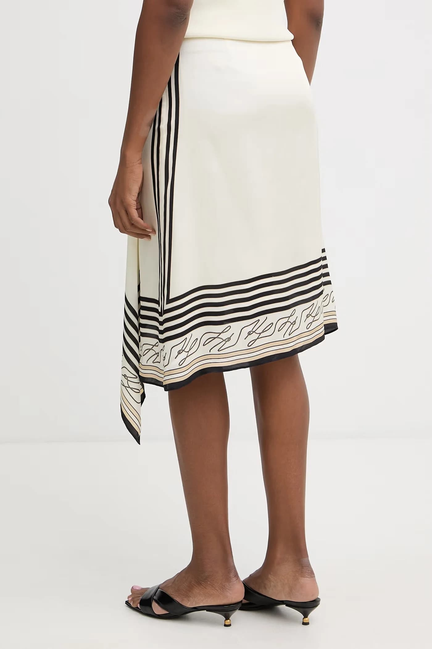 Юбка из вискозы - фото 3