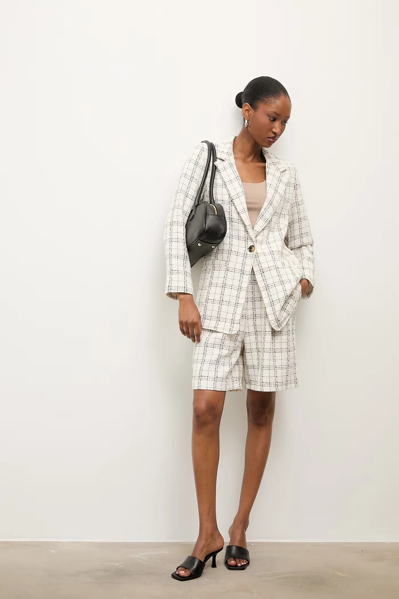 Женские шорты - фото 2