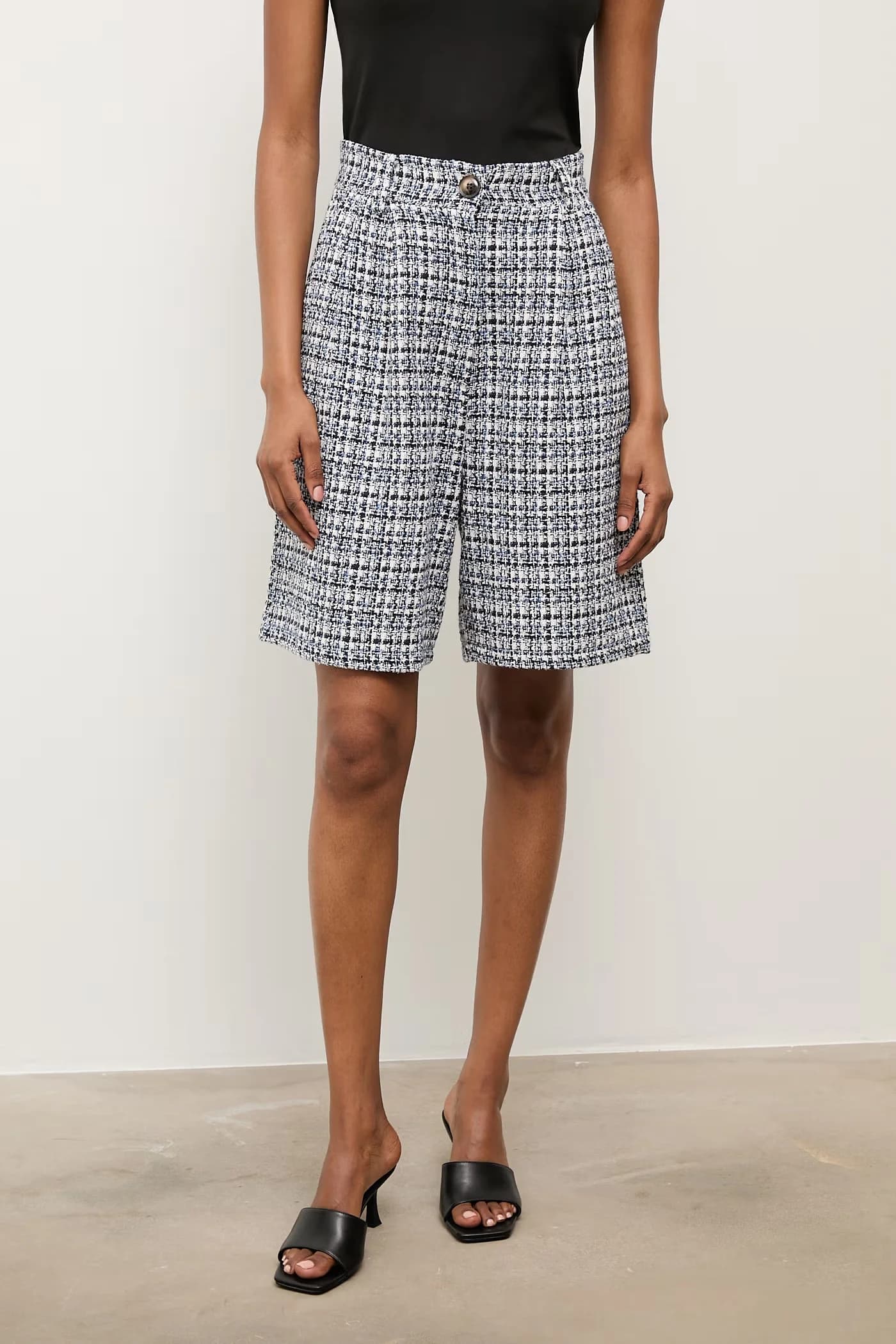 Женские шорты