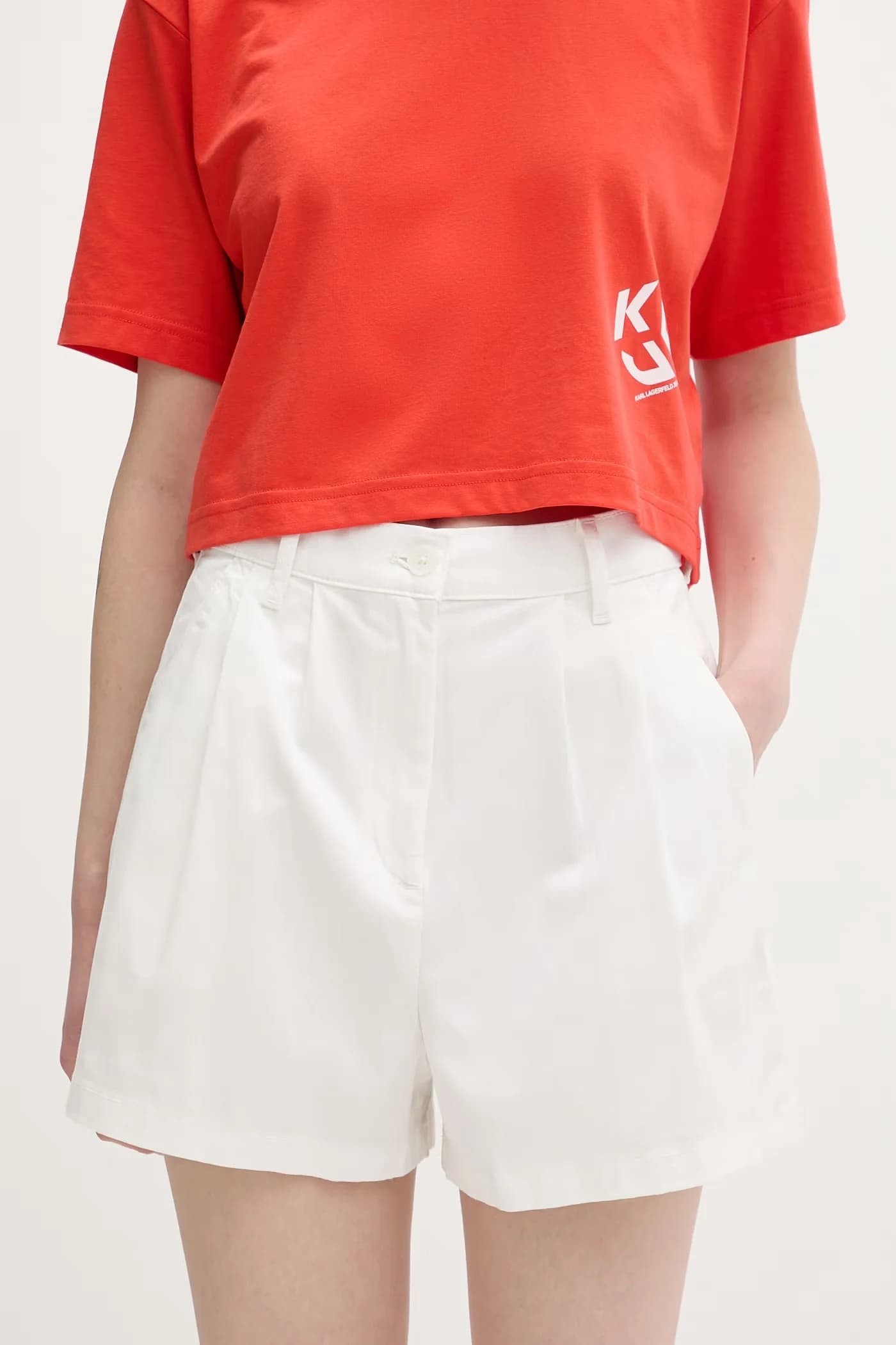 Женские шорты из хлопка с эластаном