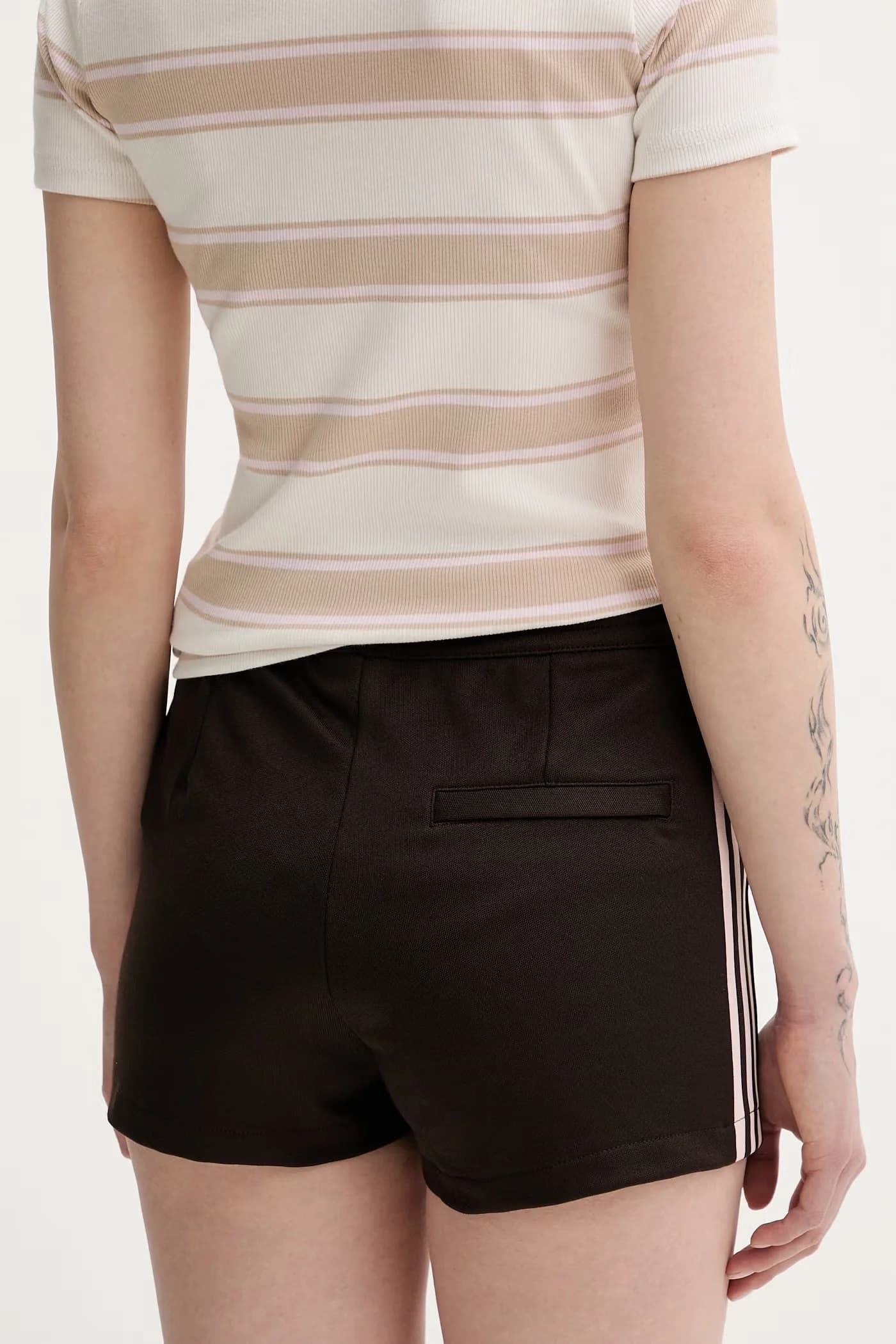 Женские шорты - фото 3